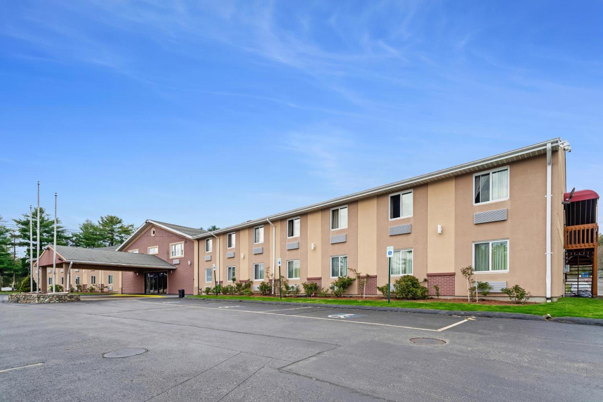Americas Best Value Inn Foxboro photo 28