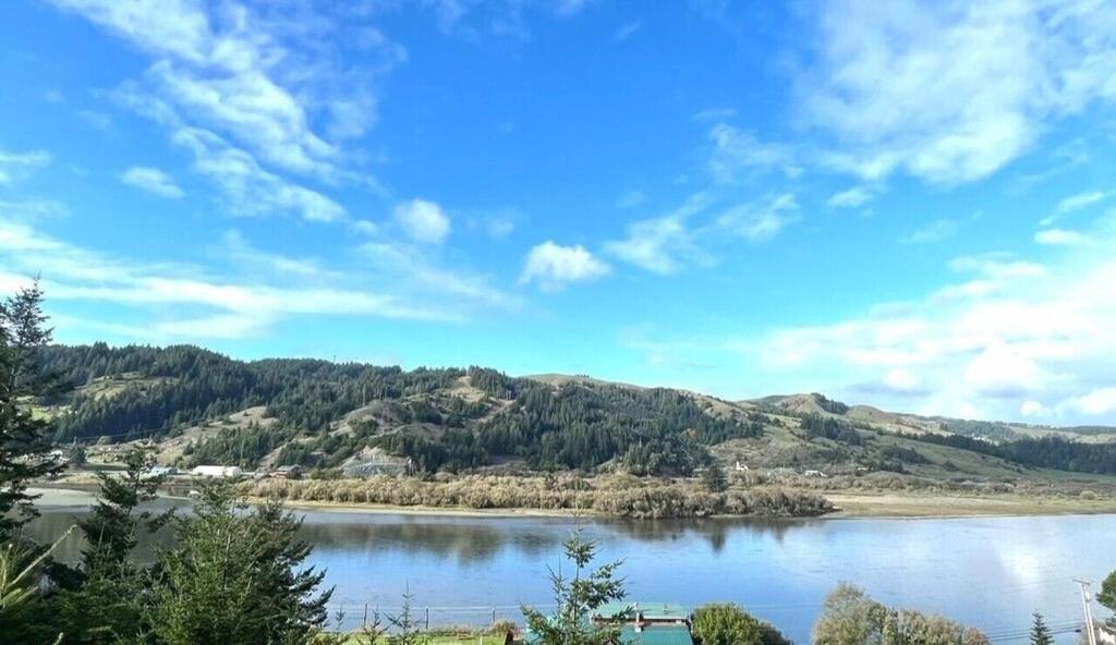 Rogue River Landing Resort photo 9