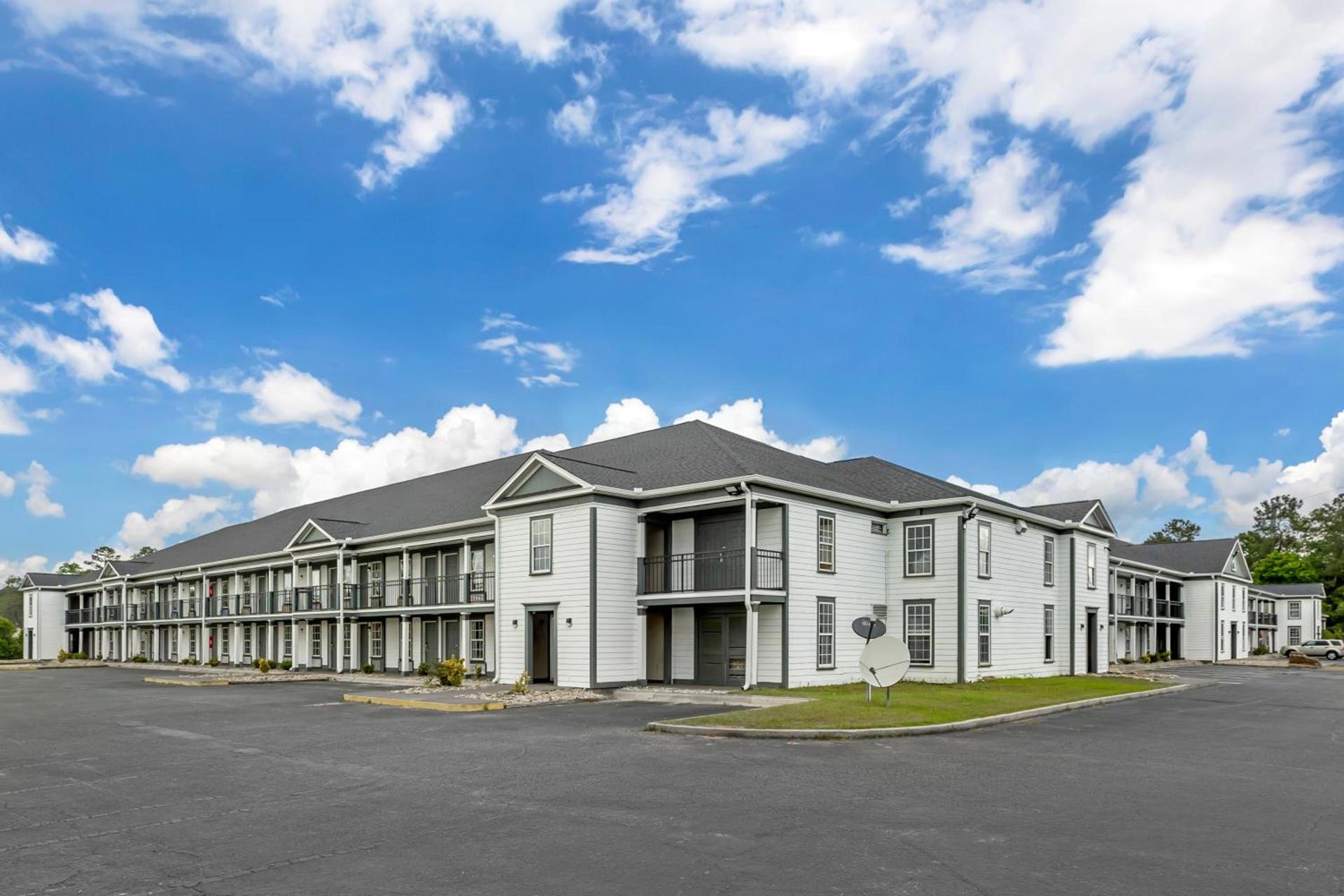 Quality Inn & Suites Santee I-95 photo 48