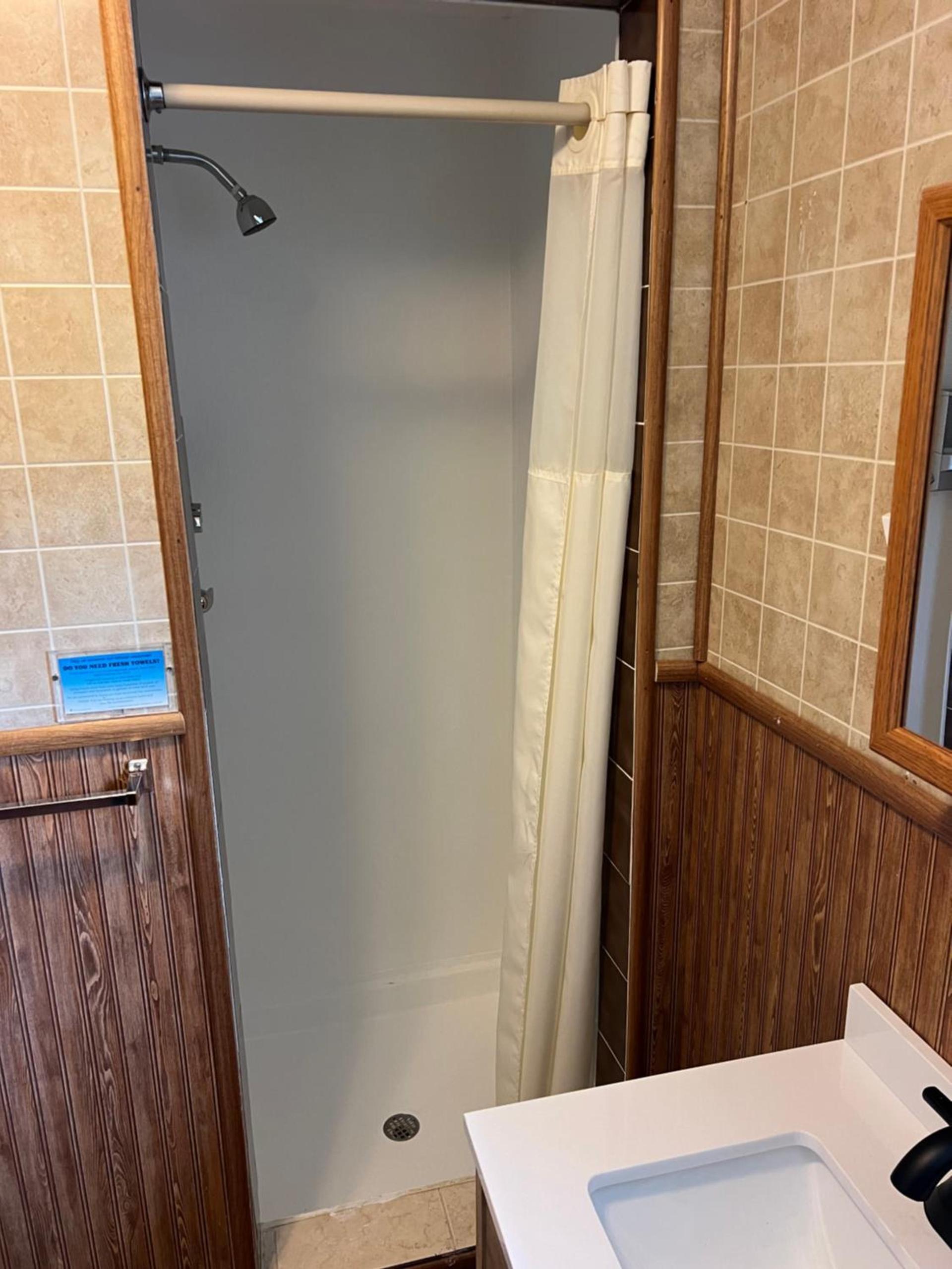 Colton Point Motel photo 15