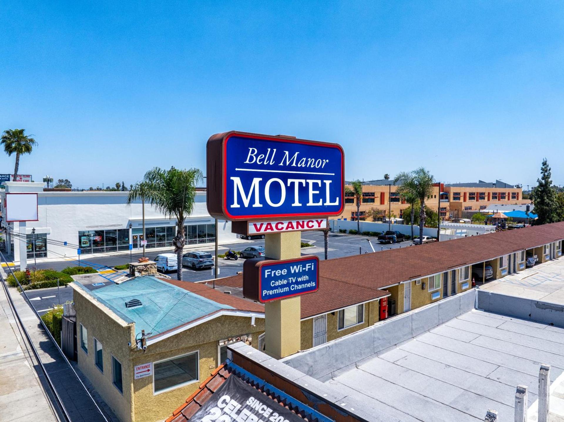 Bell Manor Motel photo 1