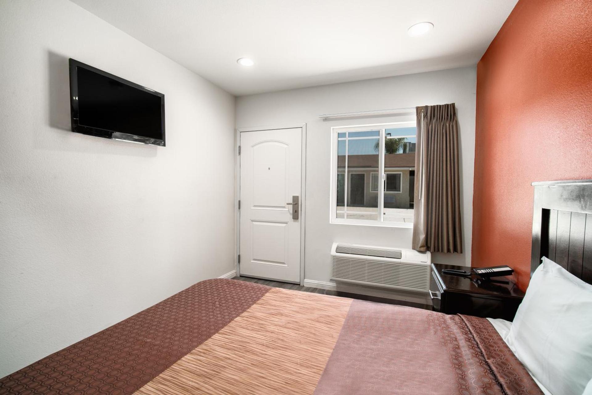 Bell Manor Motel photo 6