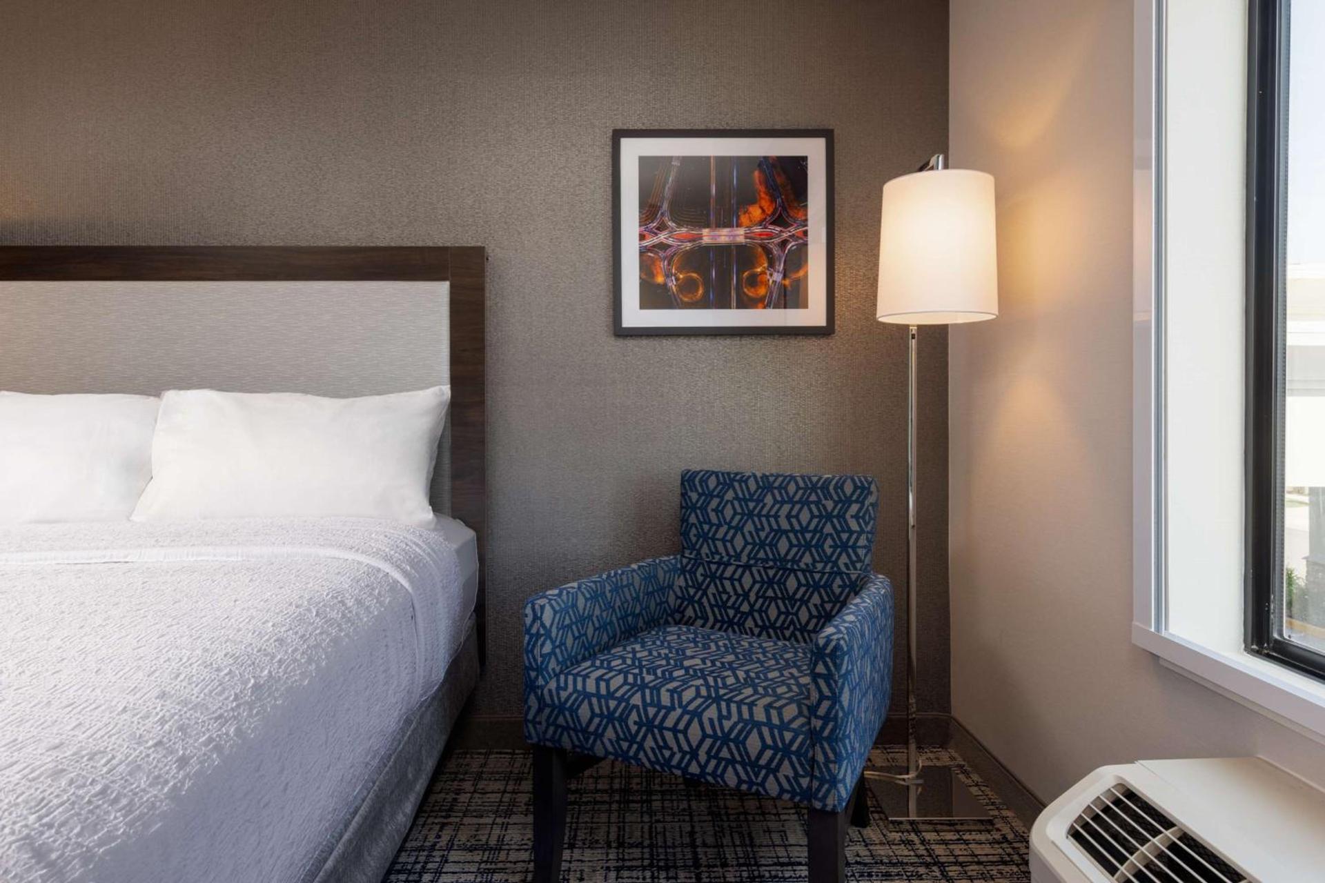 Hampton Inn & Suites Manteca photo 28