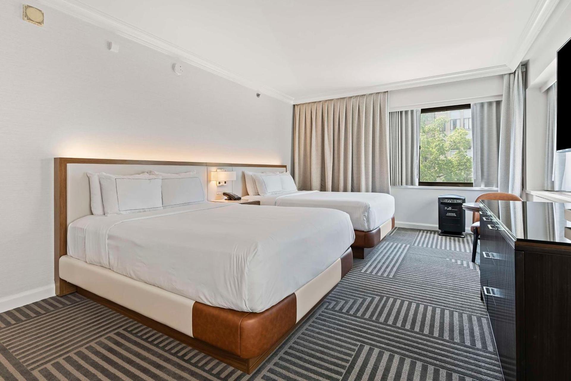 Capital Hilton photo 84