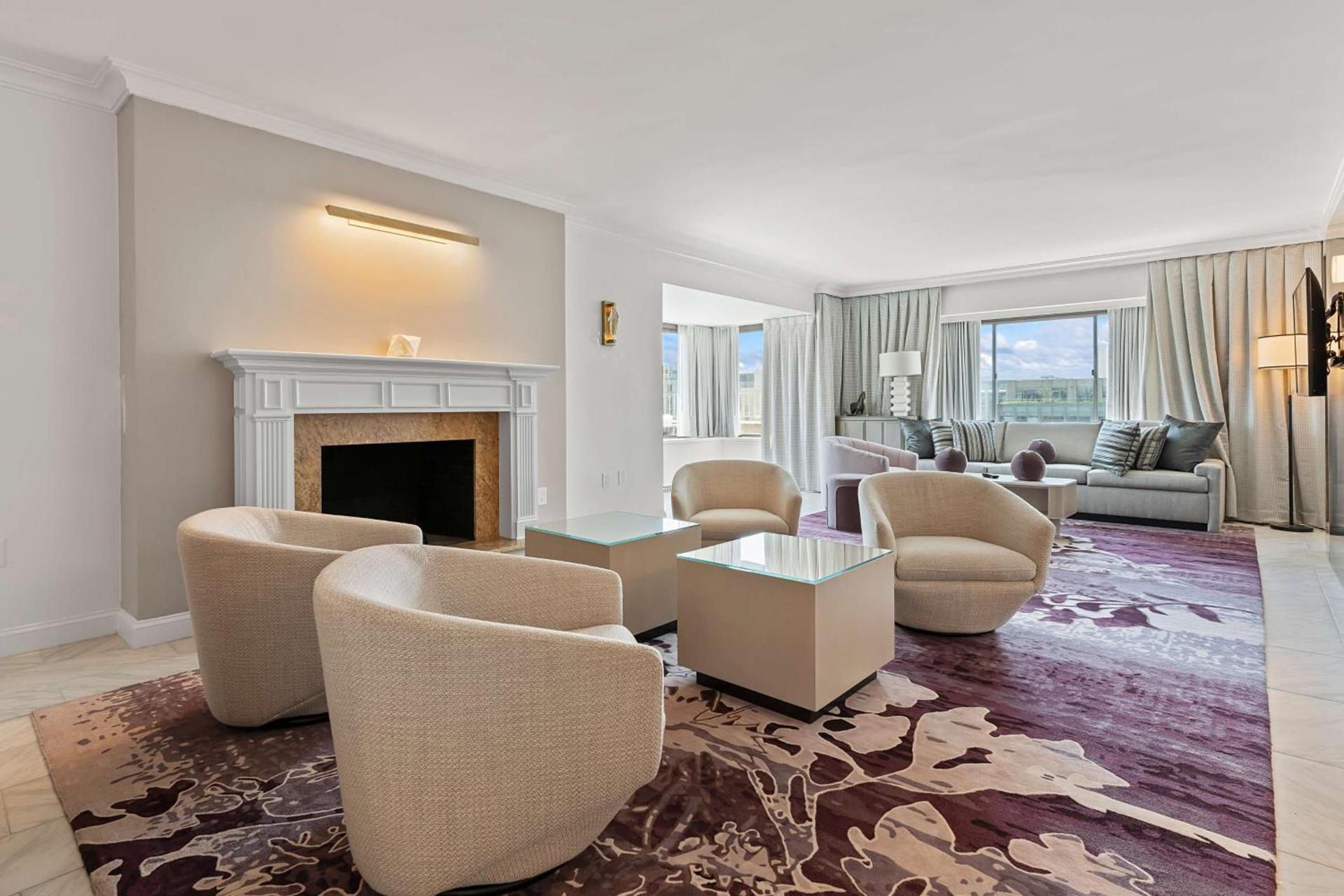 Capital Hilton photo 89