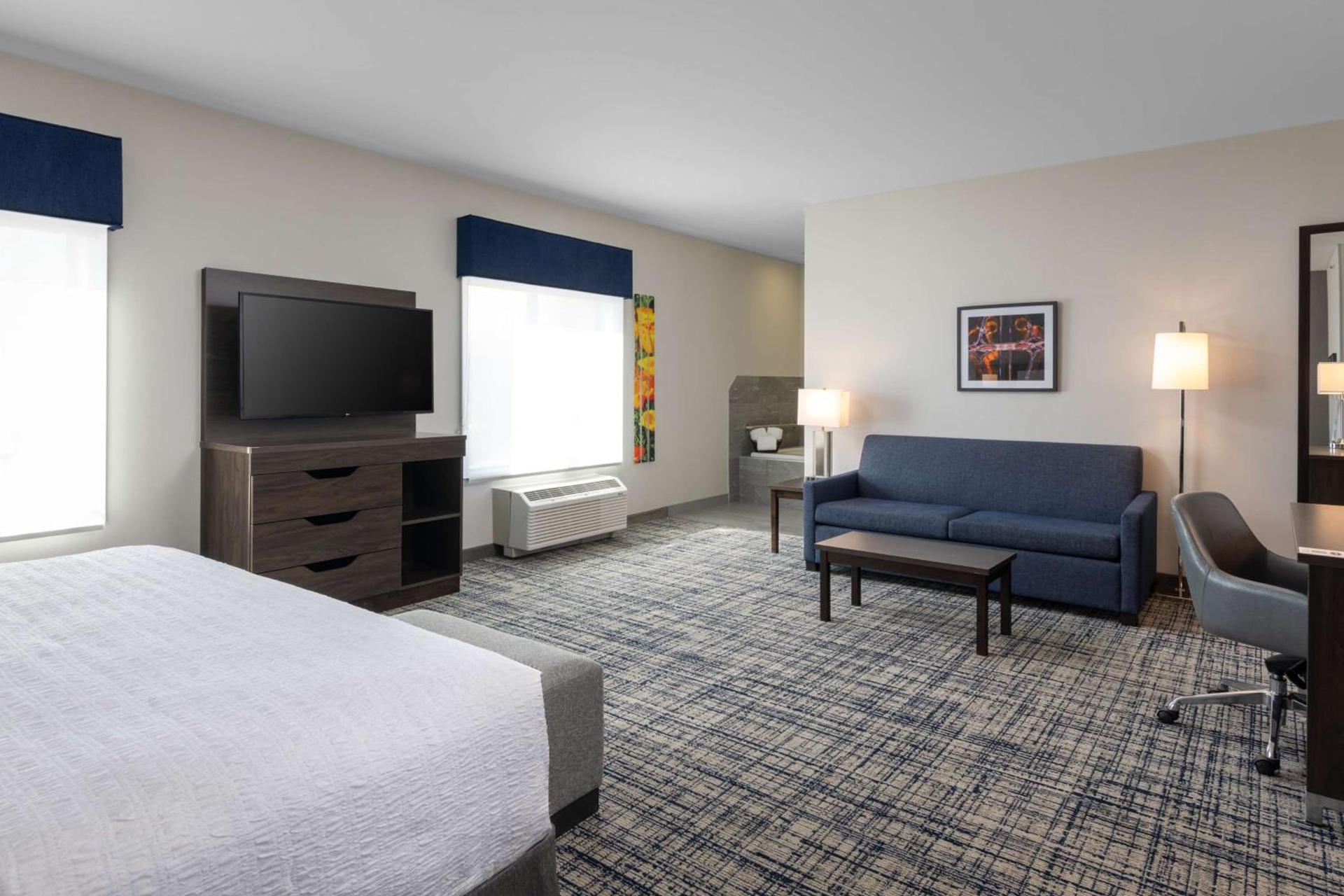 Hampton Inn & Suites Manteca photo 48
