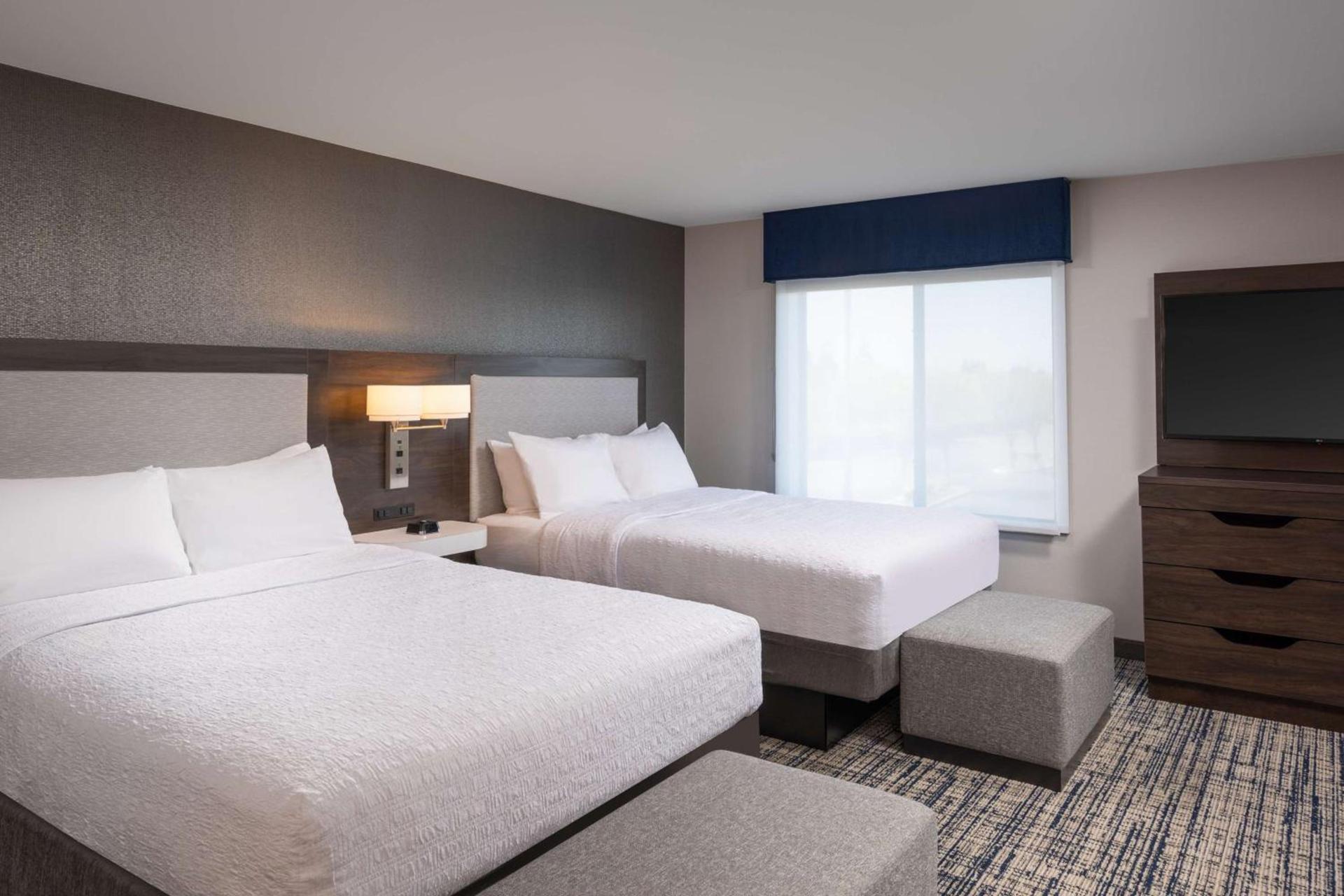 Hampton Inn & Suites Manteca photo 49