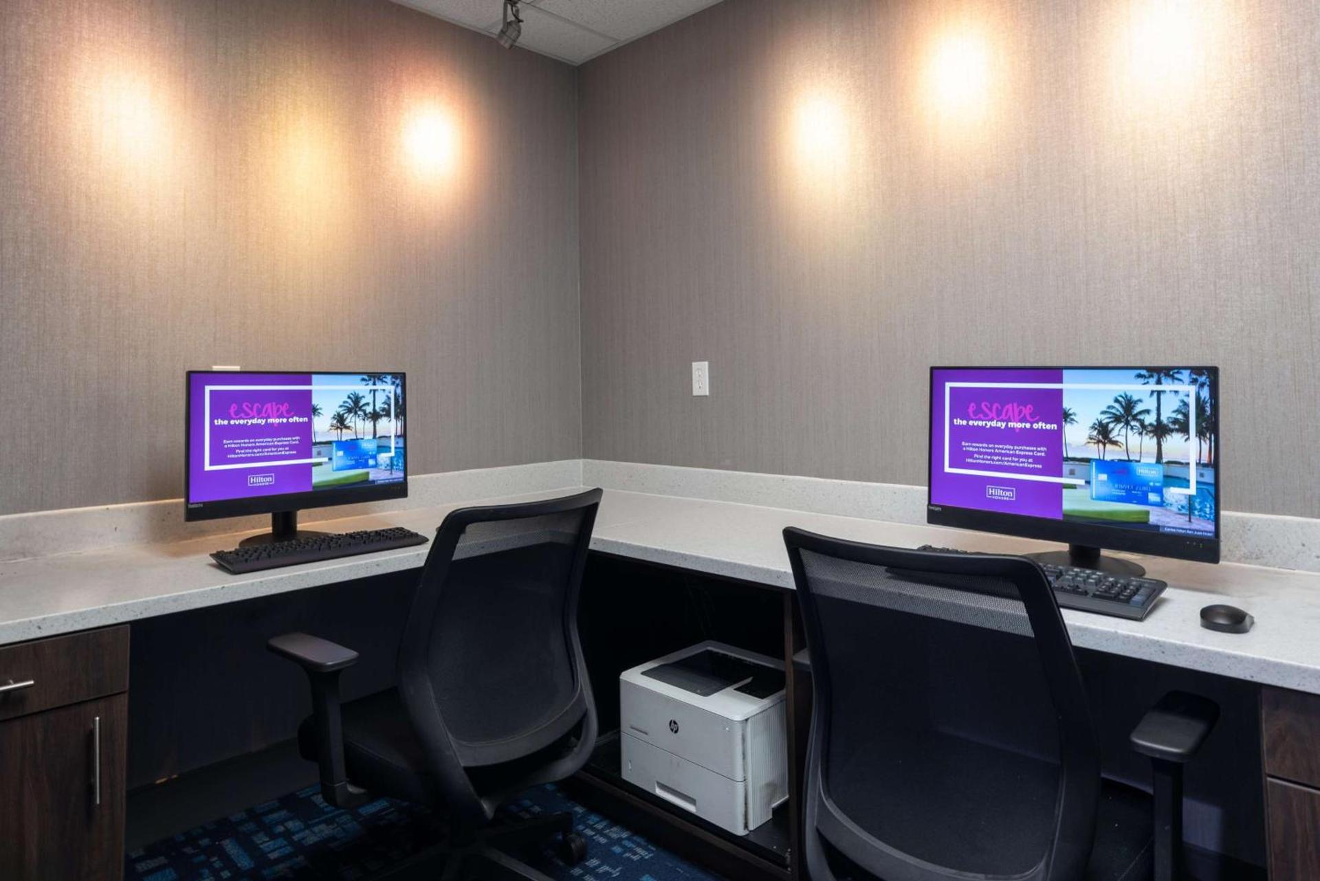 Hampton Inn & Suites Manteca photo 53