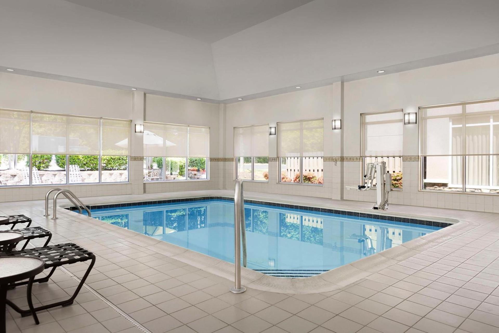 Hilton Garden Inn Raleigh Capital Blvd I-540 photo 7