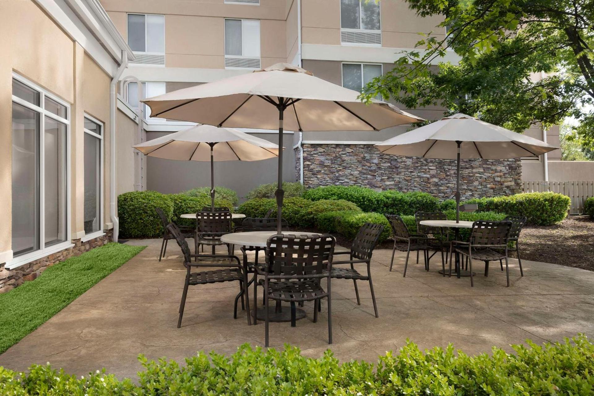 Hilton Garden Inn Raleigh Capital Blvd I-540 photo 3