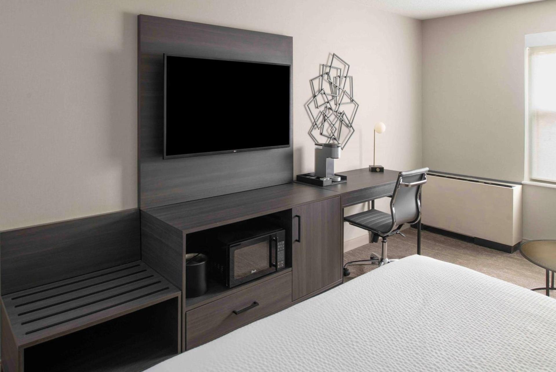 Holiday Inn Express South Burlington - Downtown by IHG photo 17