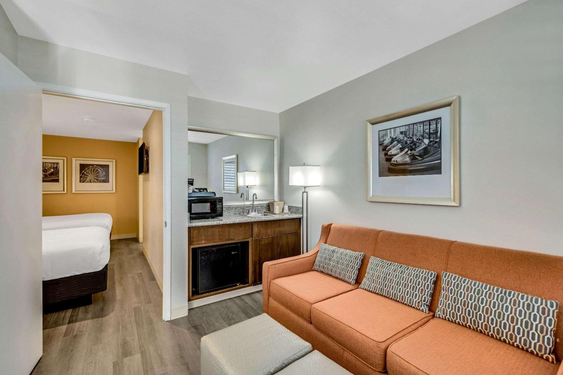 Comfort Inn Beach Boardwalk photo 30