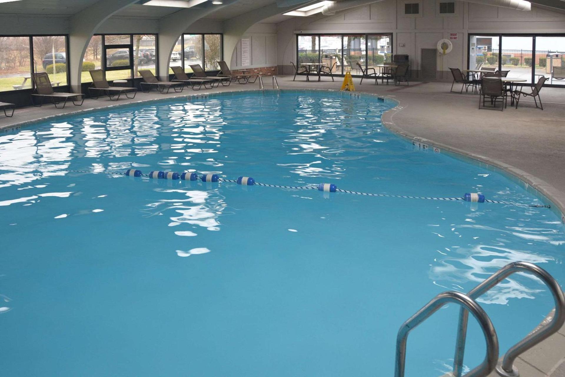 Quality Inn Perrysburg - Toledo South photo 18