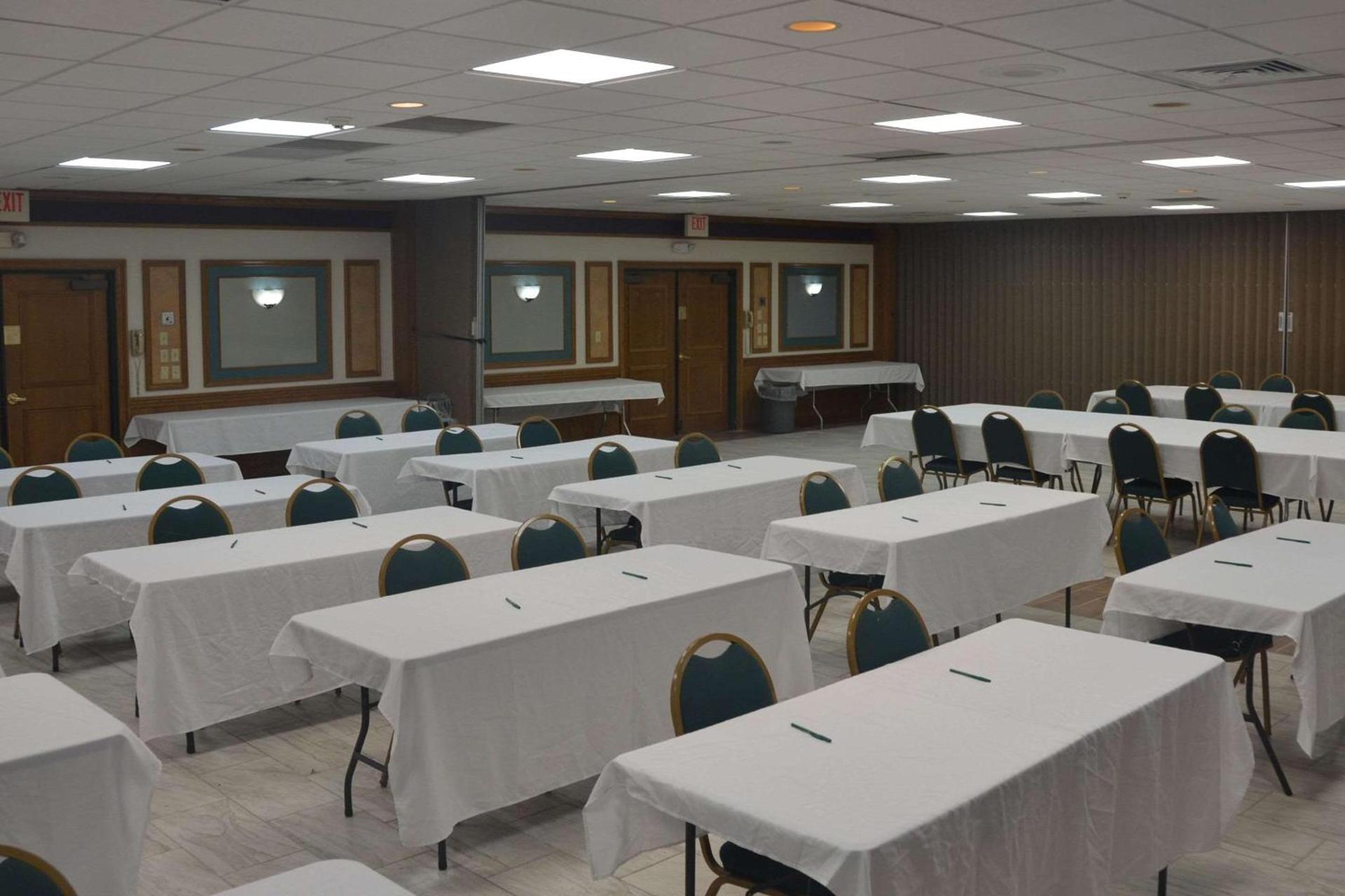 Quality Inn Perrysburg - Toledo South photo 24