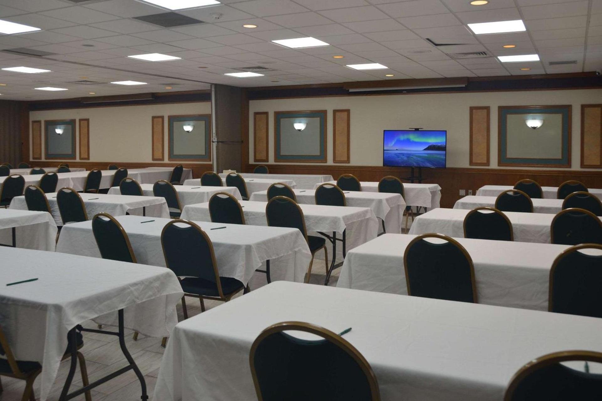 Quality Inn Perrysburg - Toledo South photo 26