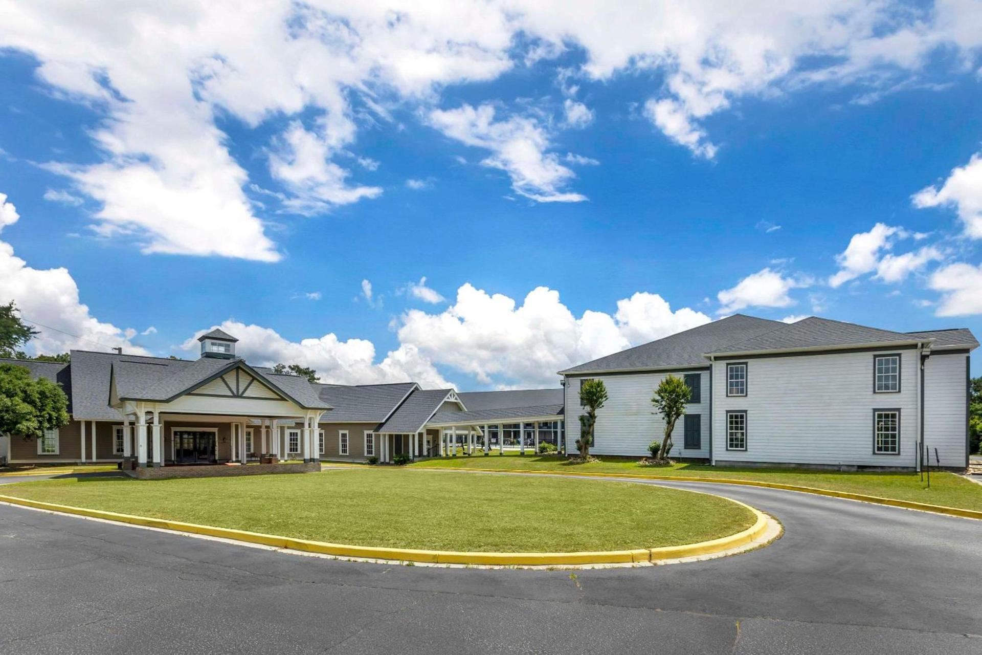 Quality Inn & Suites Santee I-95 photo 3