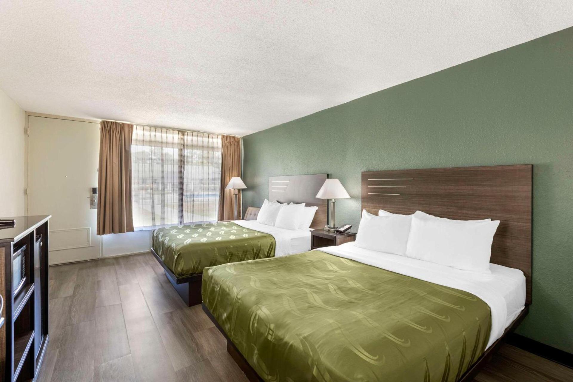 Quality Inn & Suites Santee I-95 photo 9