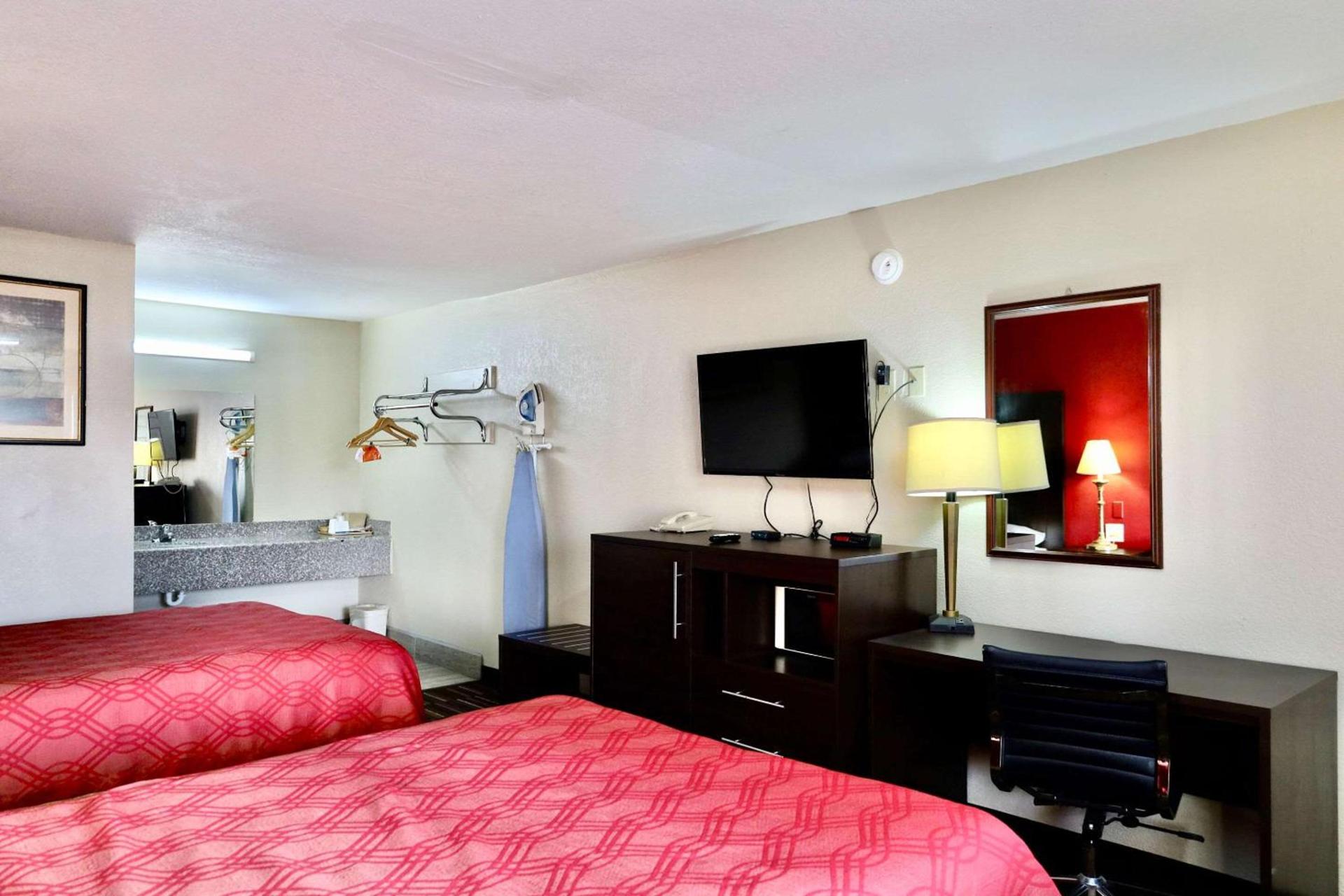 Rodeway Inn Pauls Valley photo 17