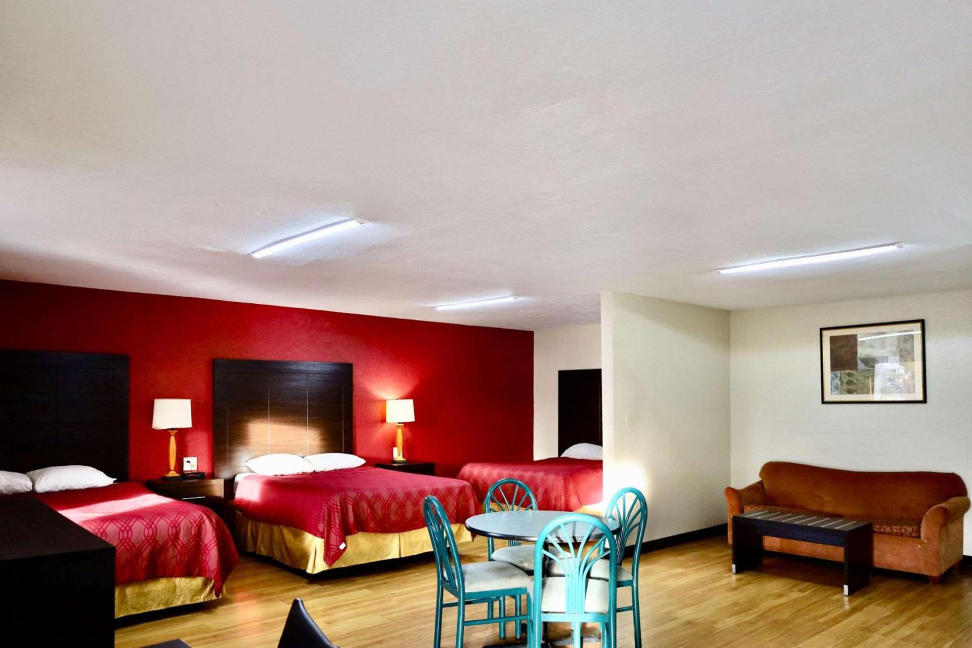 Rodeway Inn Pauls Valley photo 21