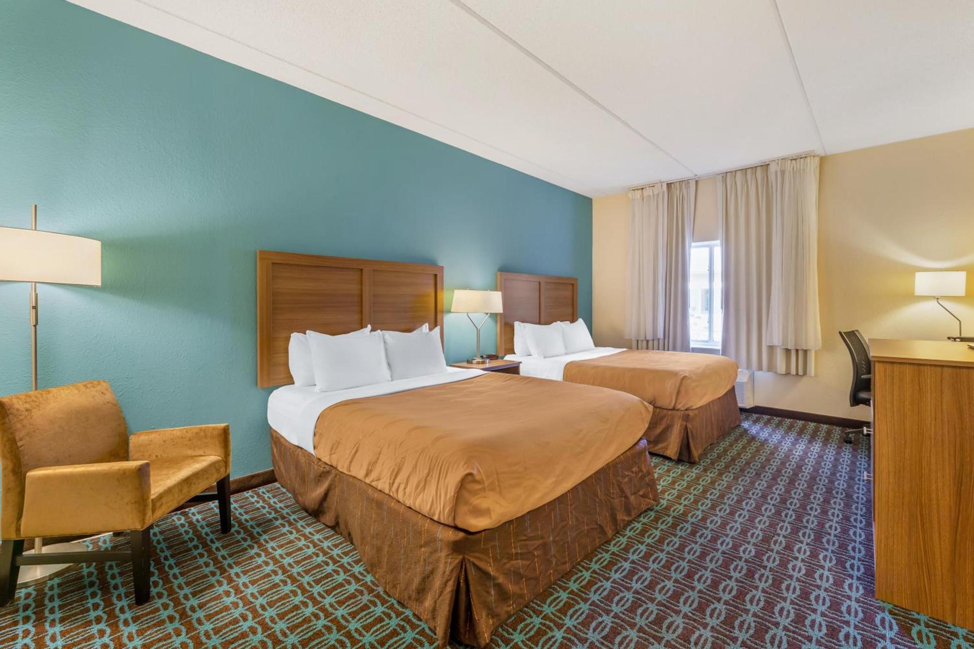 Quality Inn & Suites Sandusky photo 31