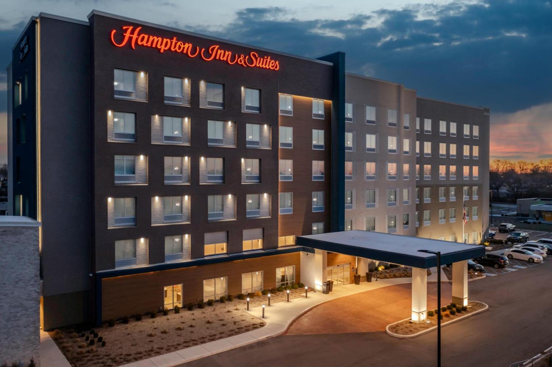 Hampton Inn & Suites Indianapolis West Speedway photo 24