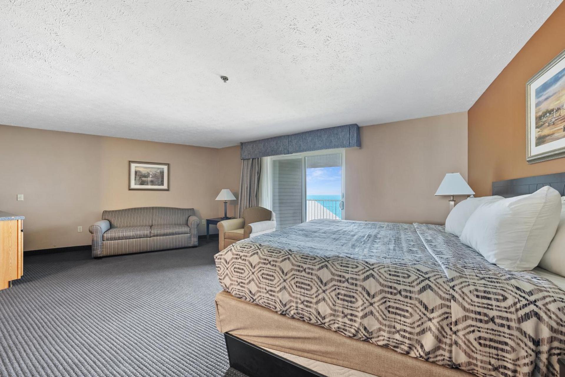 Bayshore Resort Downtown Put-in-Bay Island photo 18