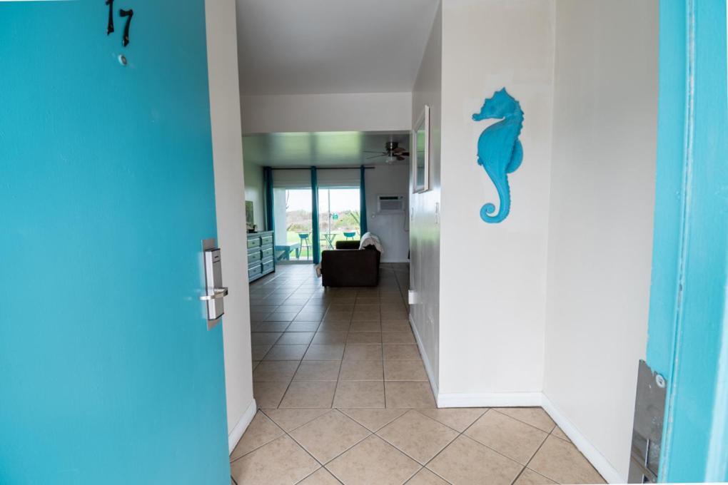 Ocean Villa Inn photo 29