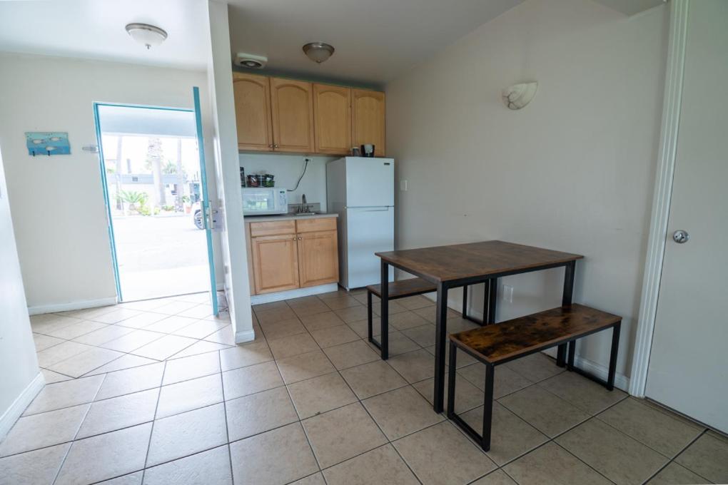 Ocean Villa Inn photo 30