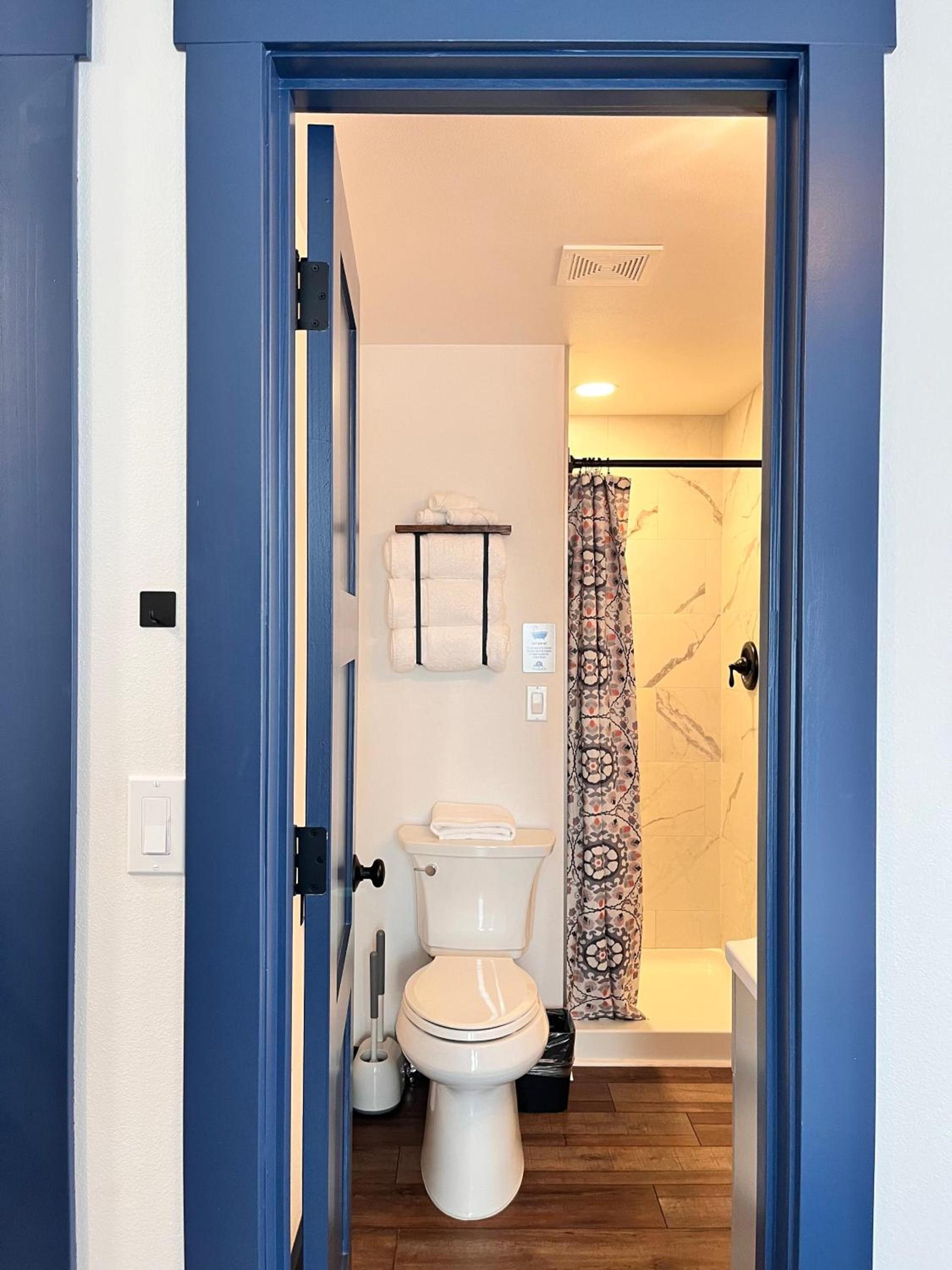 Werner Room 204, Hyland Hotel photo 2