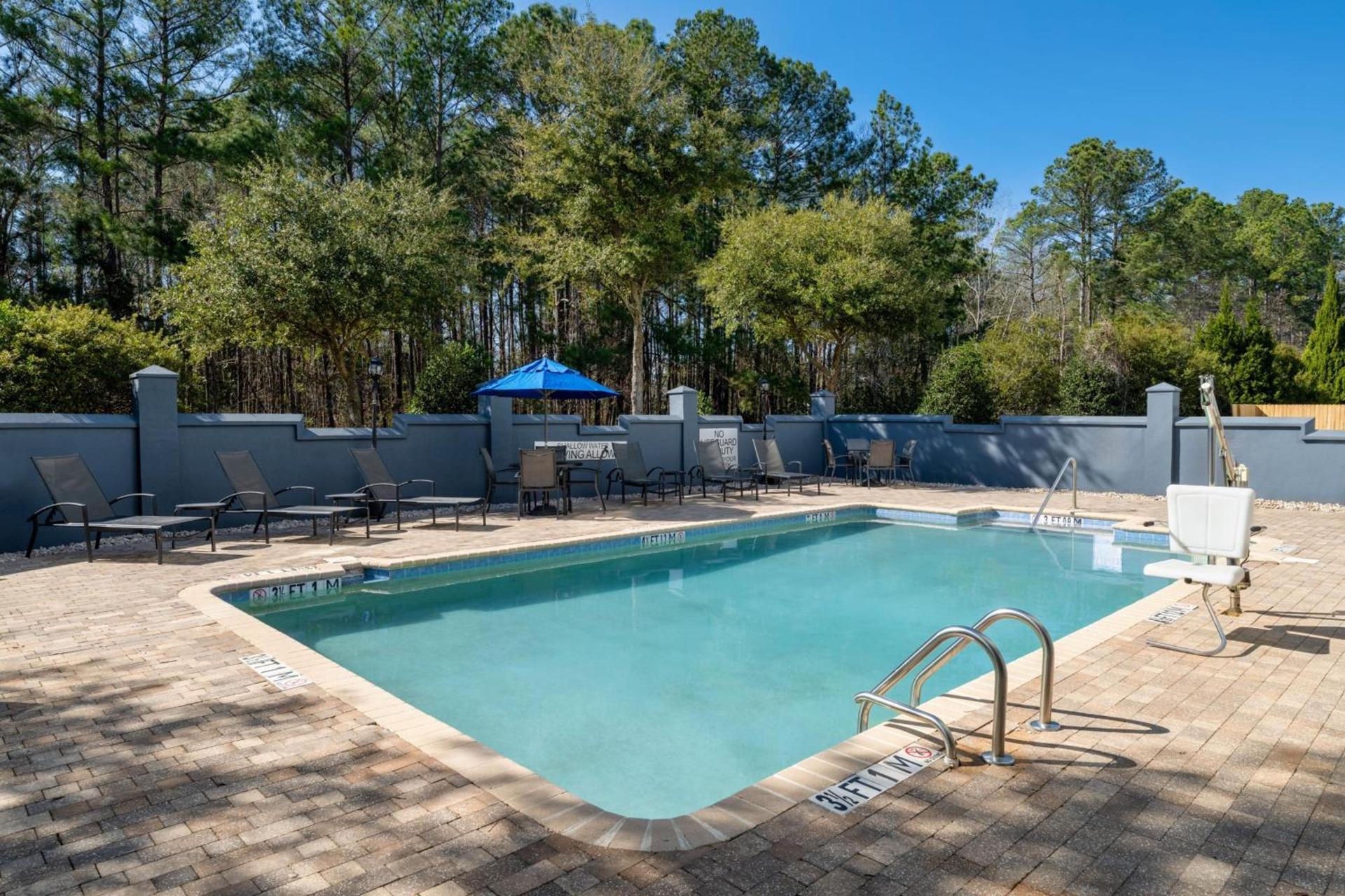 Fairfield Inn & Suites by Marriott Charleston North/Ashley Phosphate photo 26