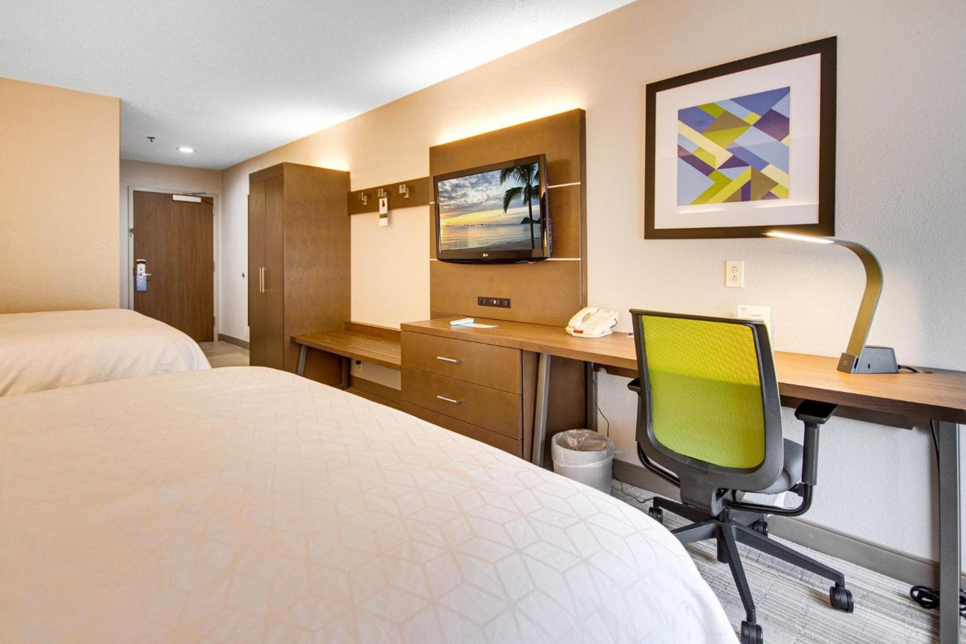 Holiday Inn Express Dublin by IHG photo 33
