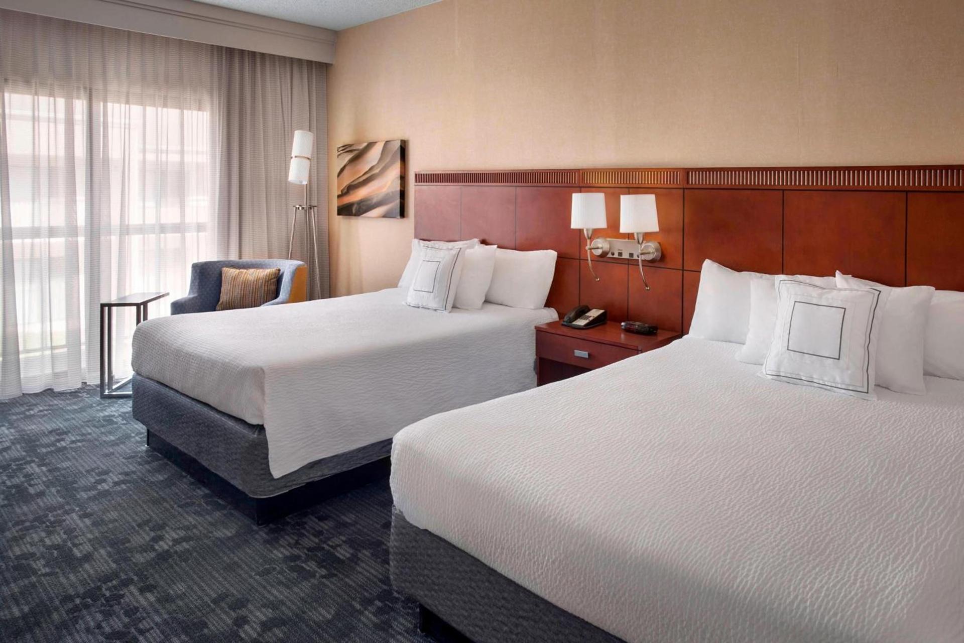 Courtyard By Marriott Hartford Windsor Airport photo 4