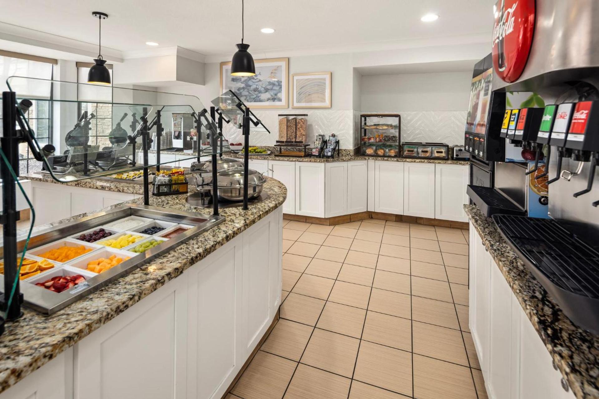 Staybridge Suites Minneapolis-Maple Grove by IHG photo 39