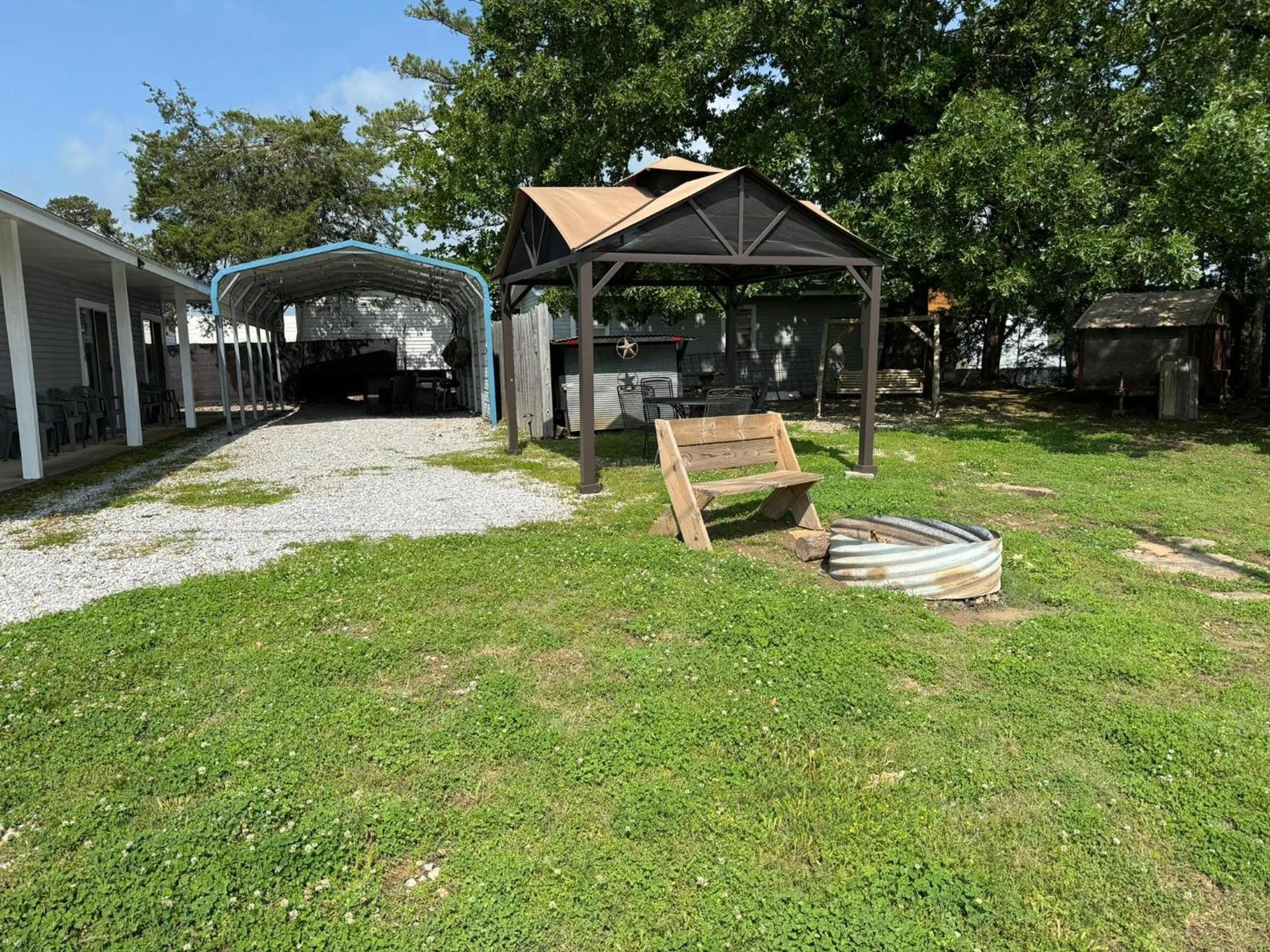 Mountain View Guest Motel photo 56