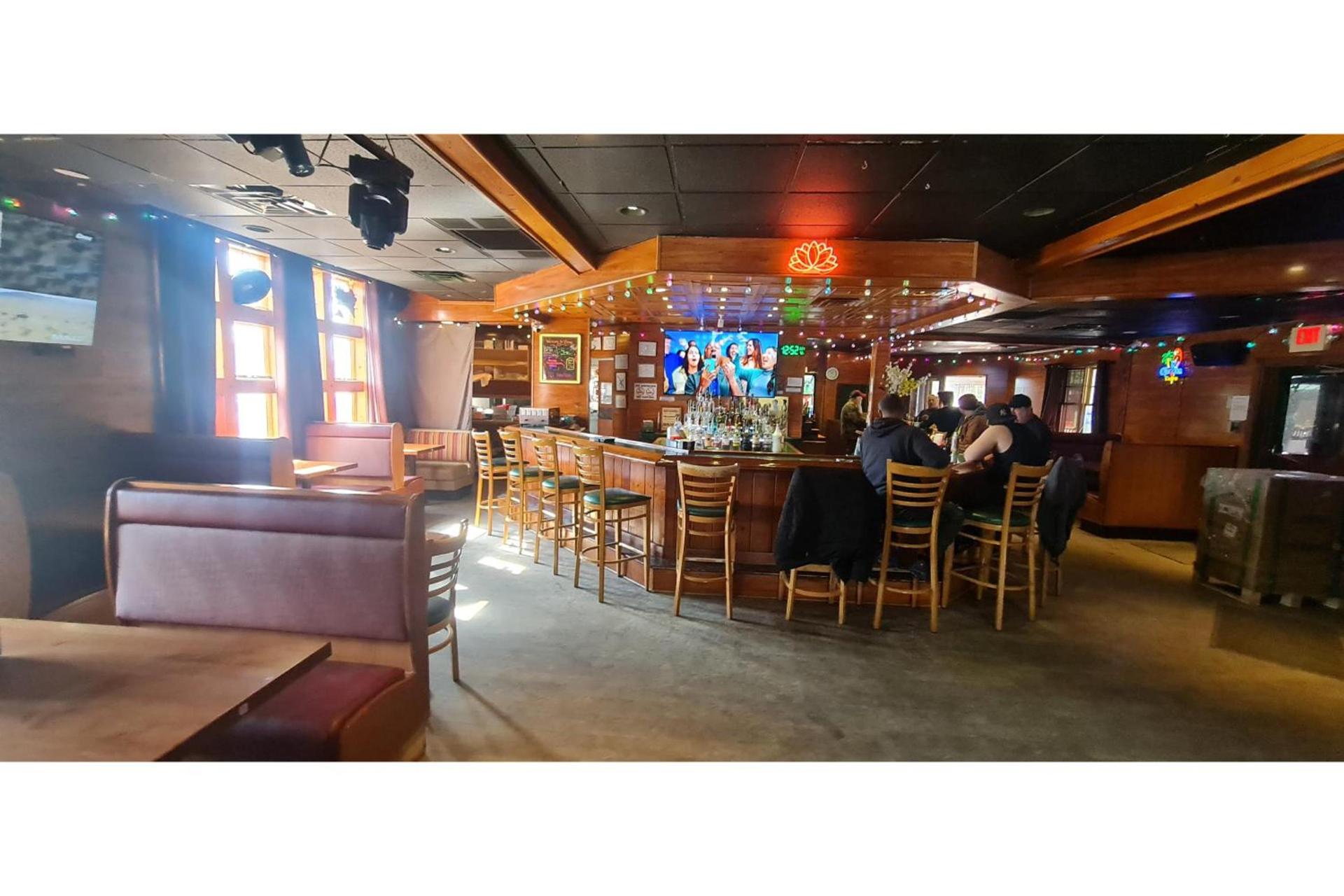 Werry's Cottages and Pub By OYO East Stroudsborg - Weekly Stays photo 6