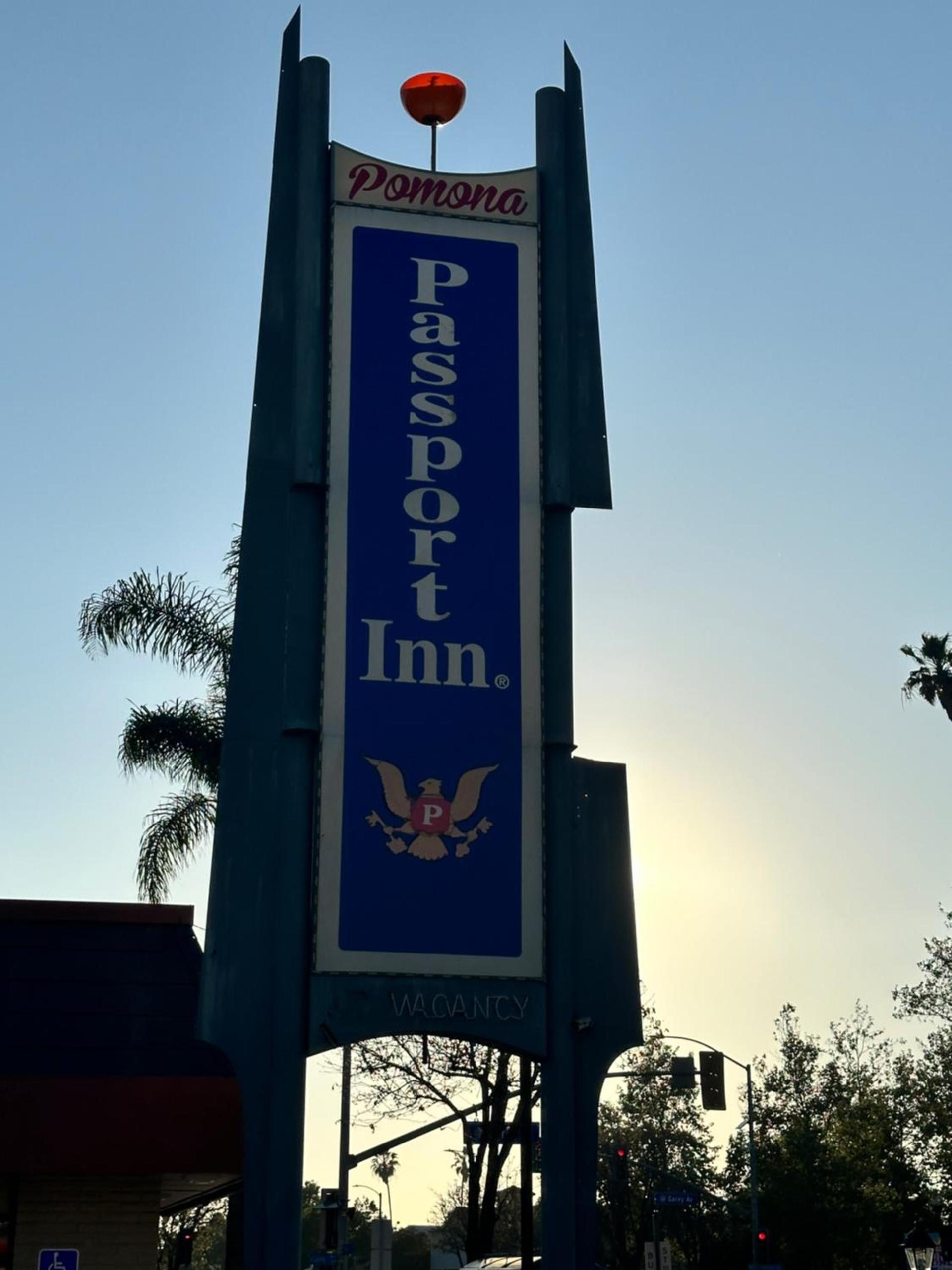 Heritage Inn photo 3