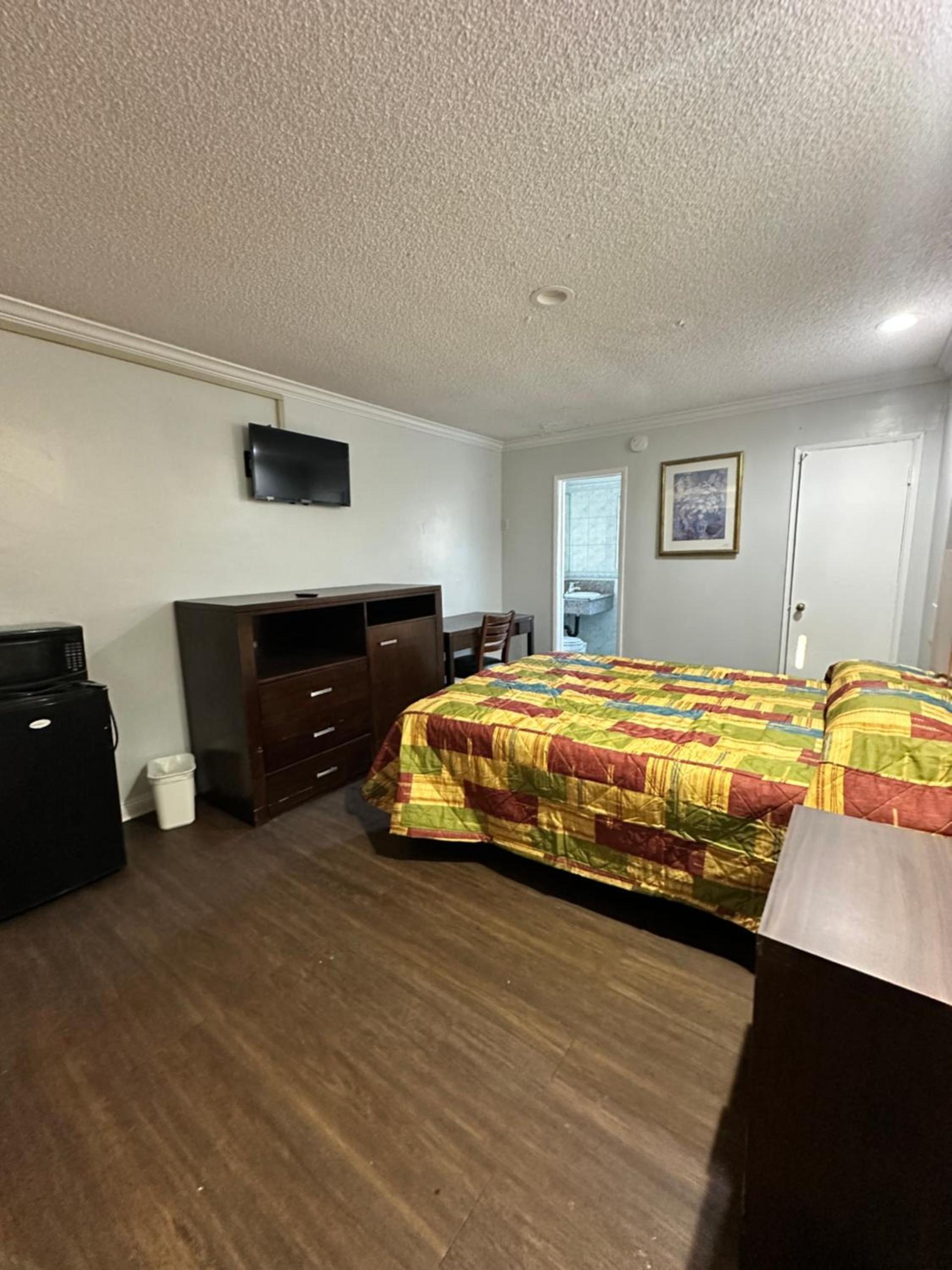 Heritage Inn photo 20