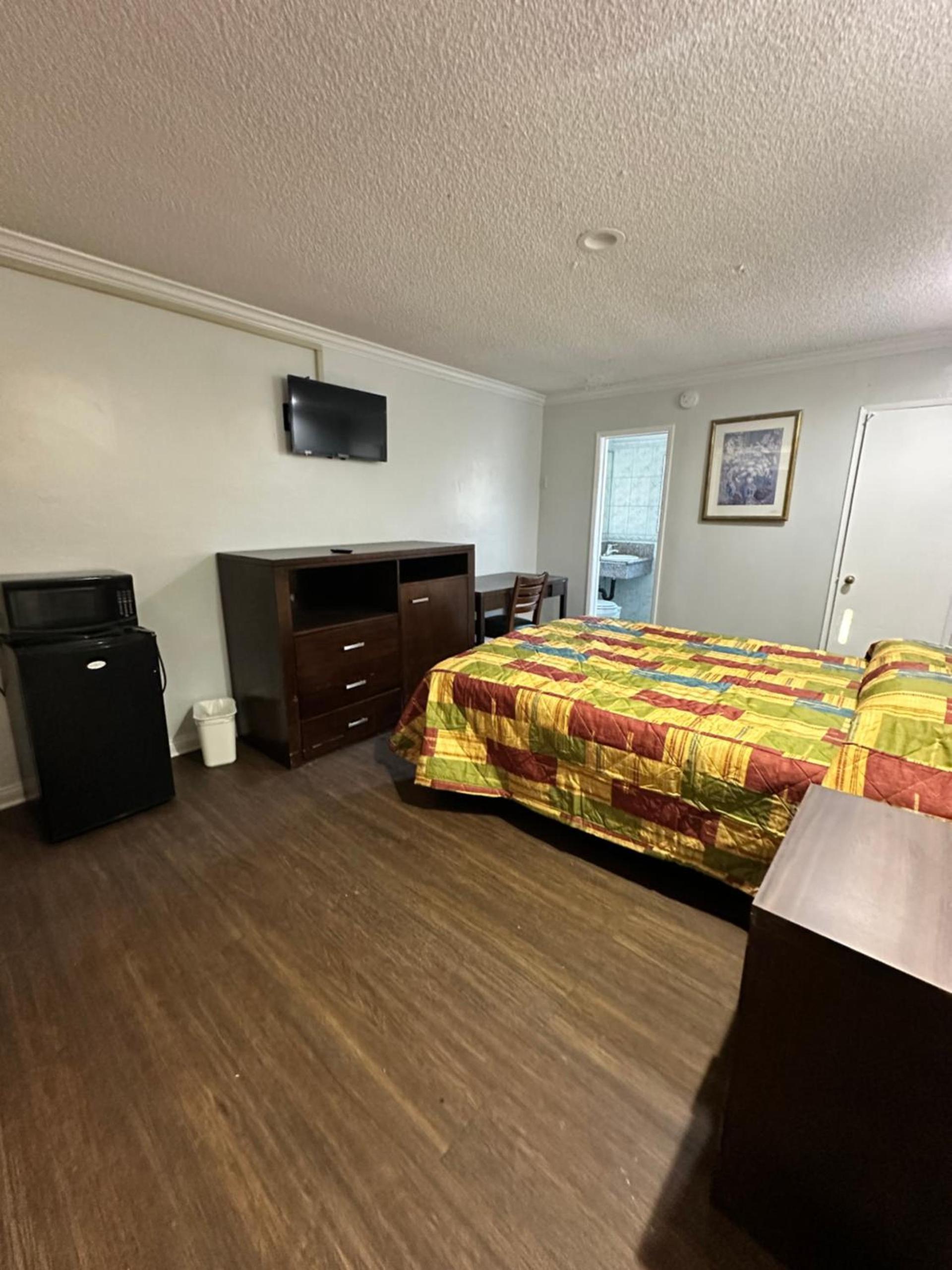 Heritage Inn photo 26