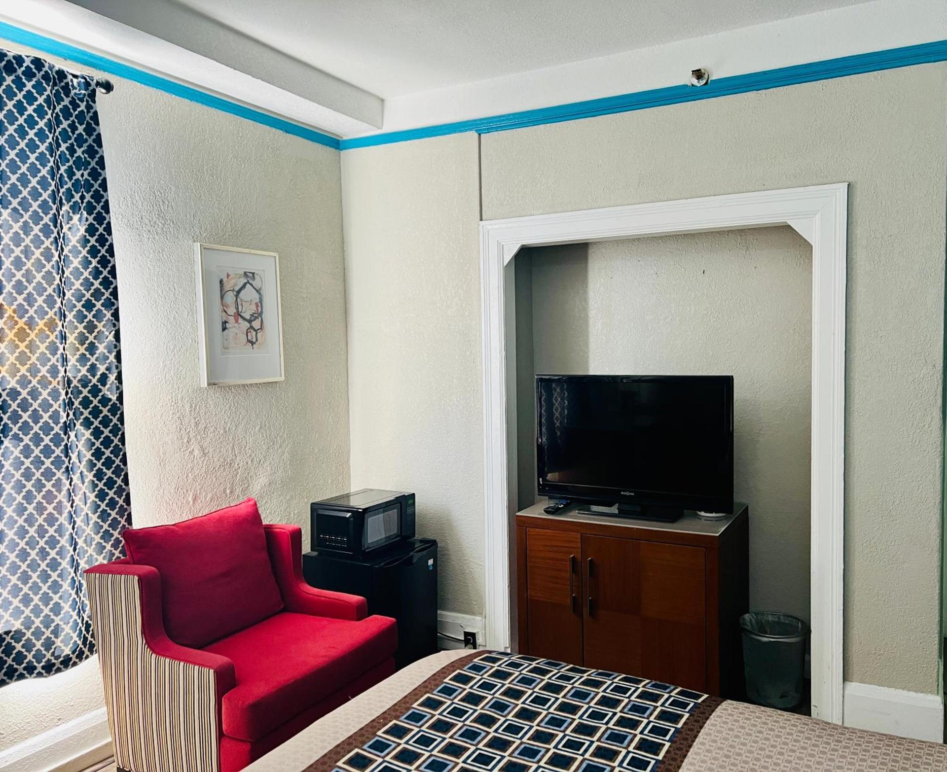 Admiral Hotel photo 15