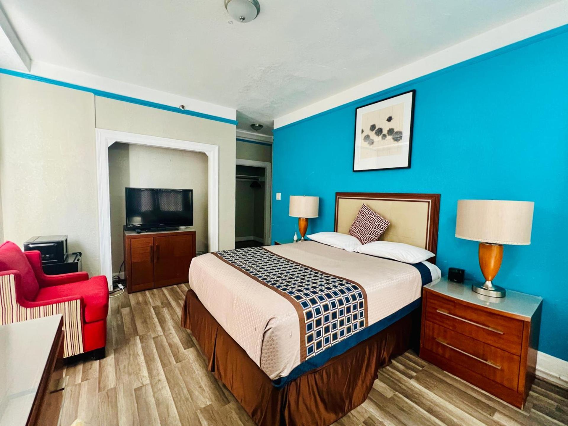Admiral Hotel photo 5