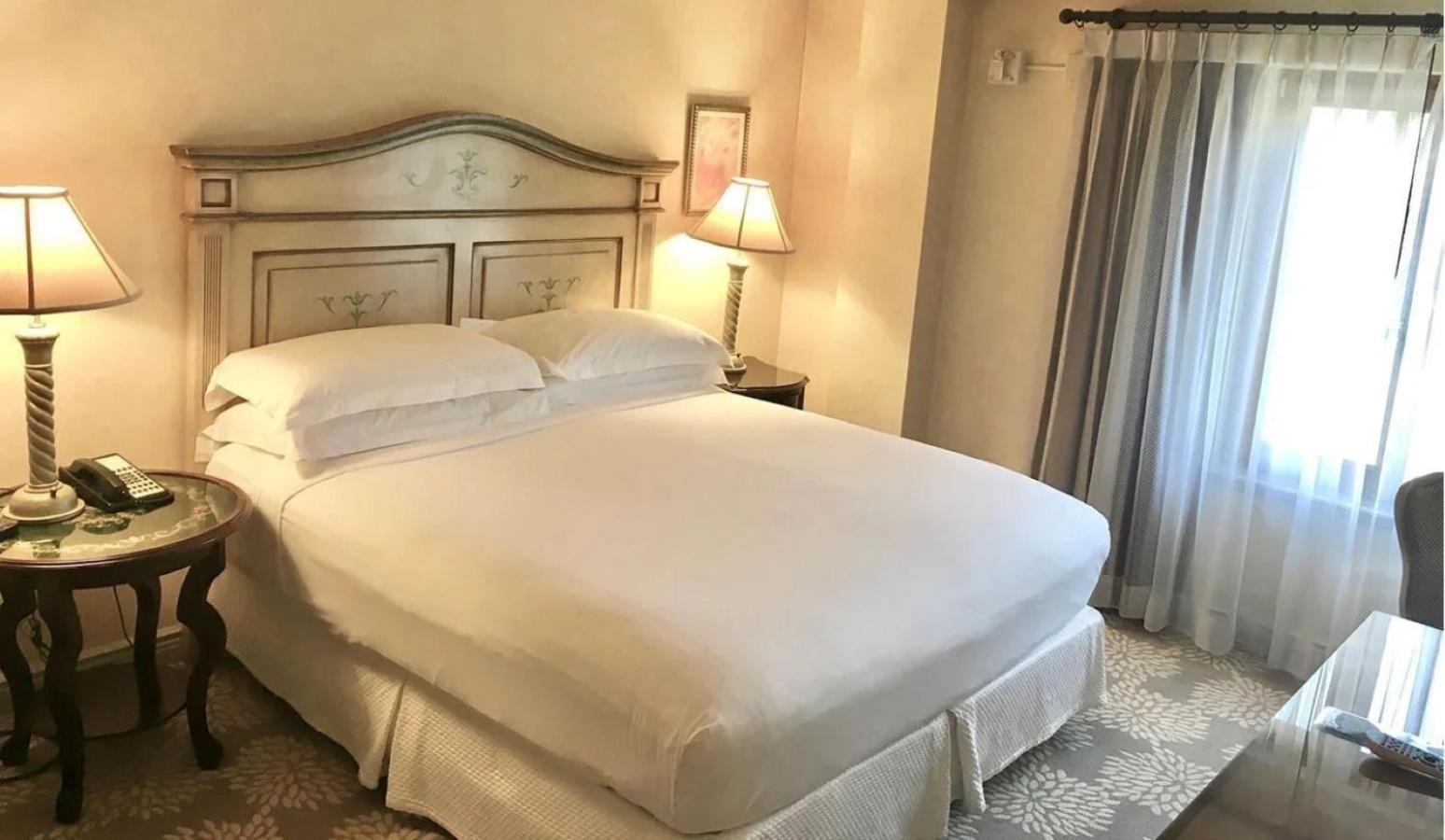 Delamar Greenwich Harbor photo 33
