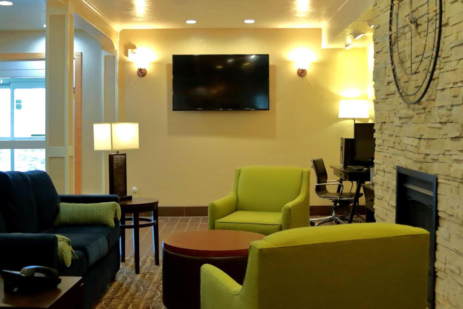 Comfort Inn Richfield I-70 photo 8