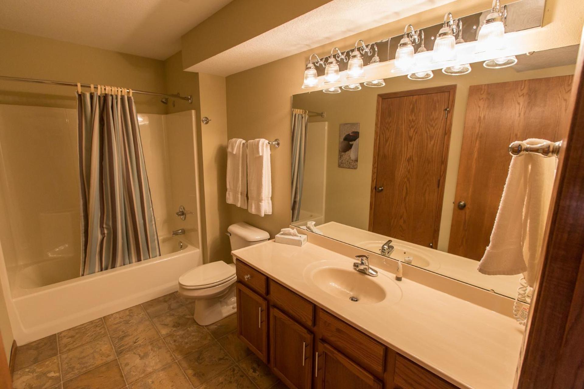 Wild Eagle Lodge photo 33