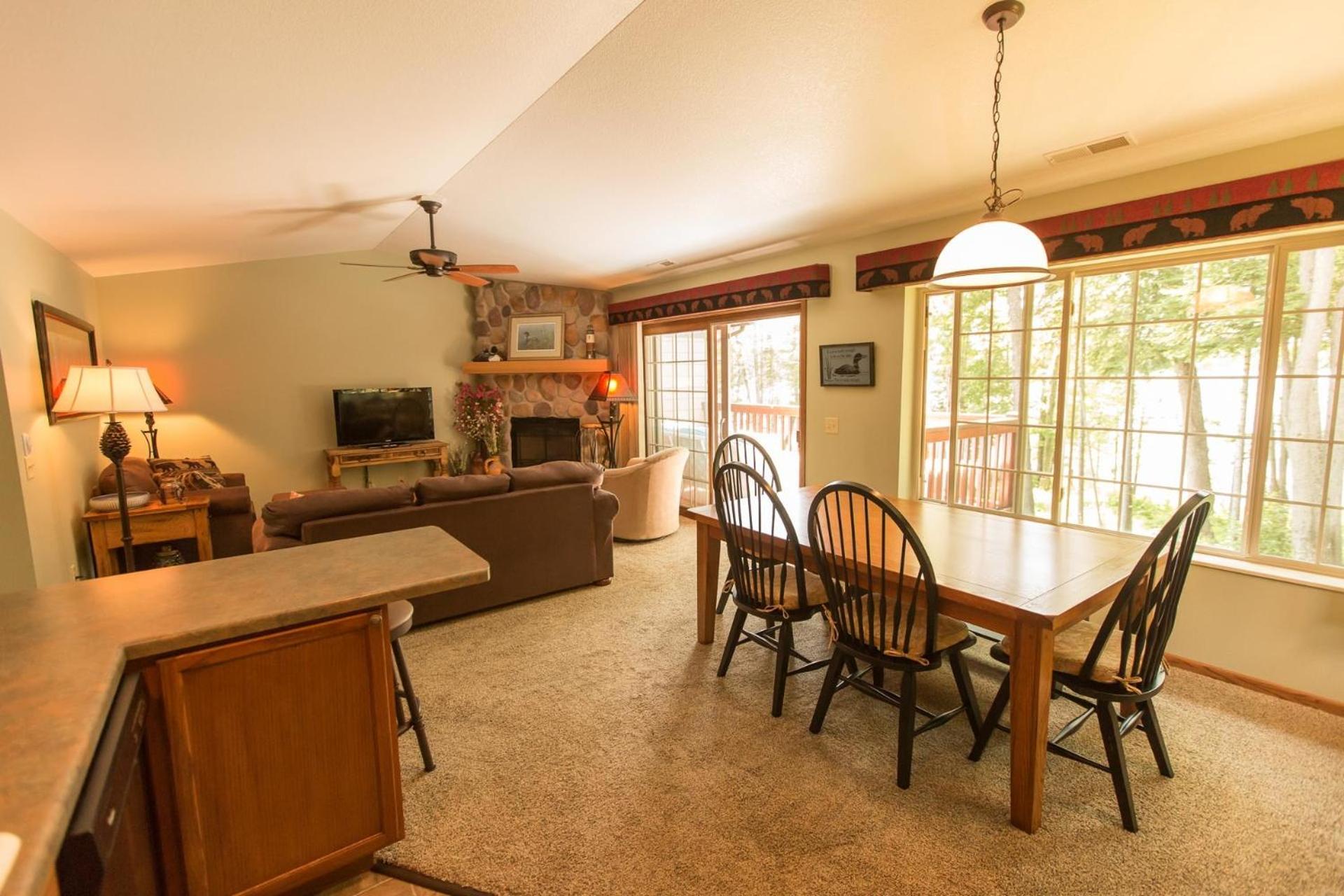 Wild Eagle Lodge photo 3