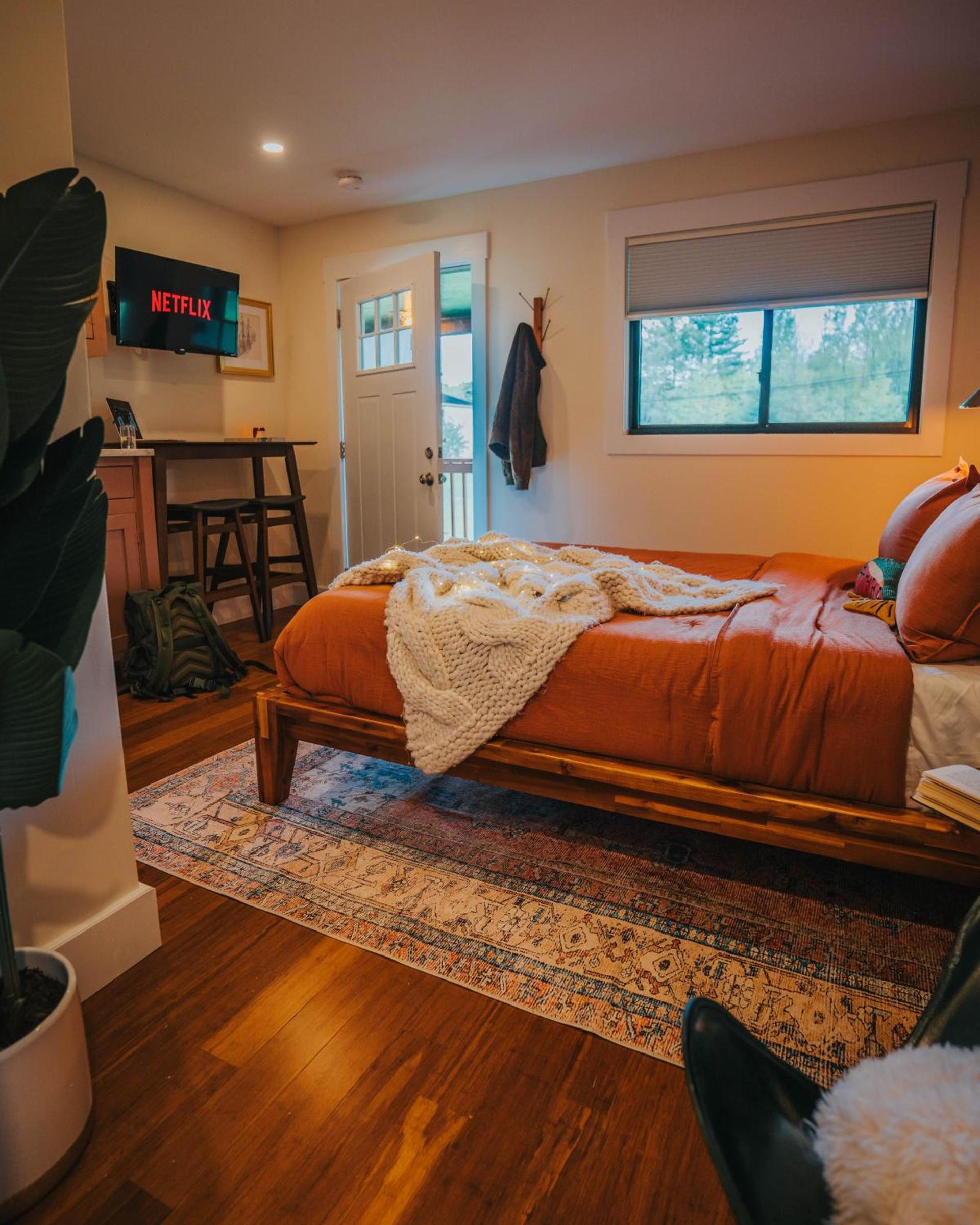 The Willow, Catskill photo 14