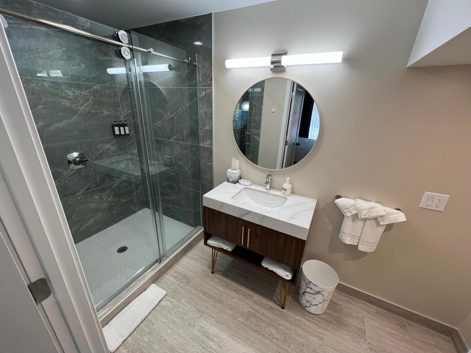 Lighthouse Suites photo 12