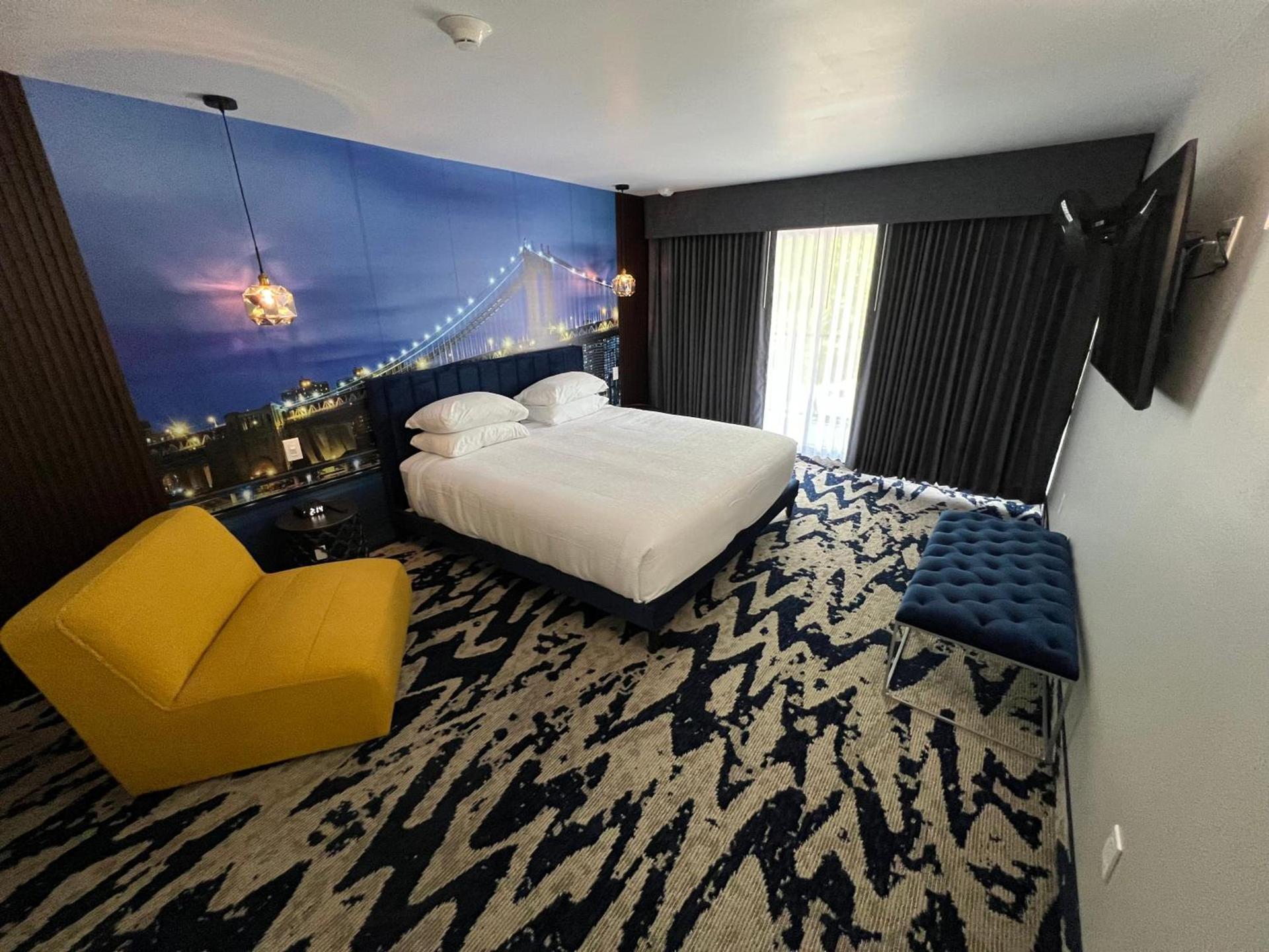 Lighthouse Suites photo 15