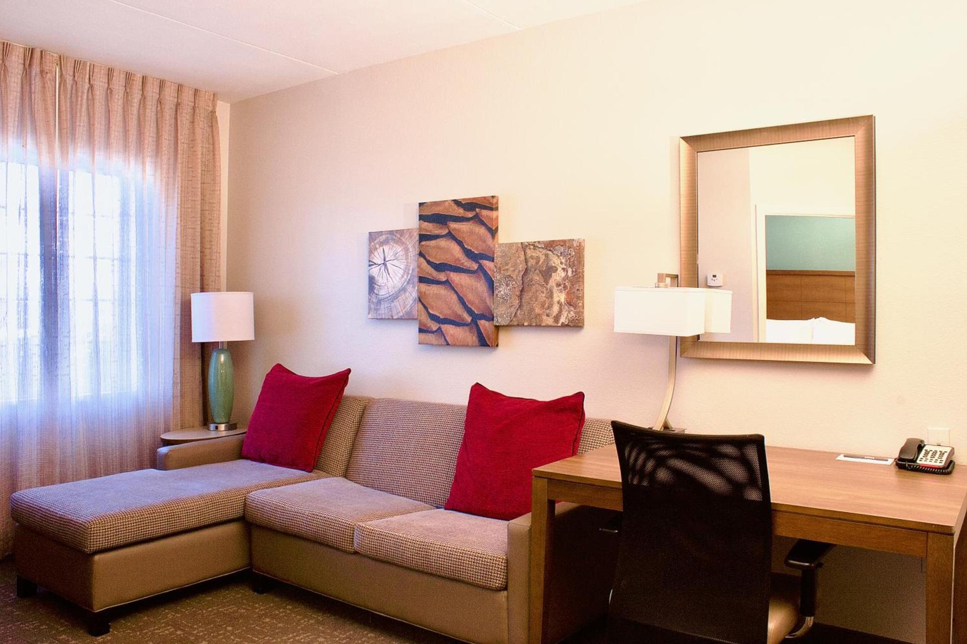 Staybridge Suites Chattanooga-Hamilton Place by IHG photo 2