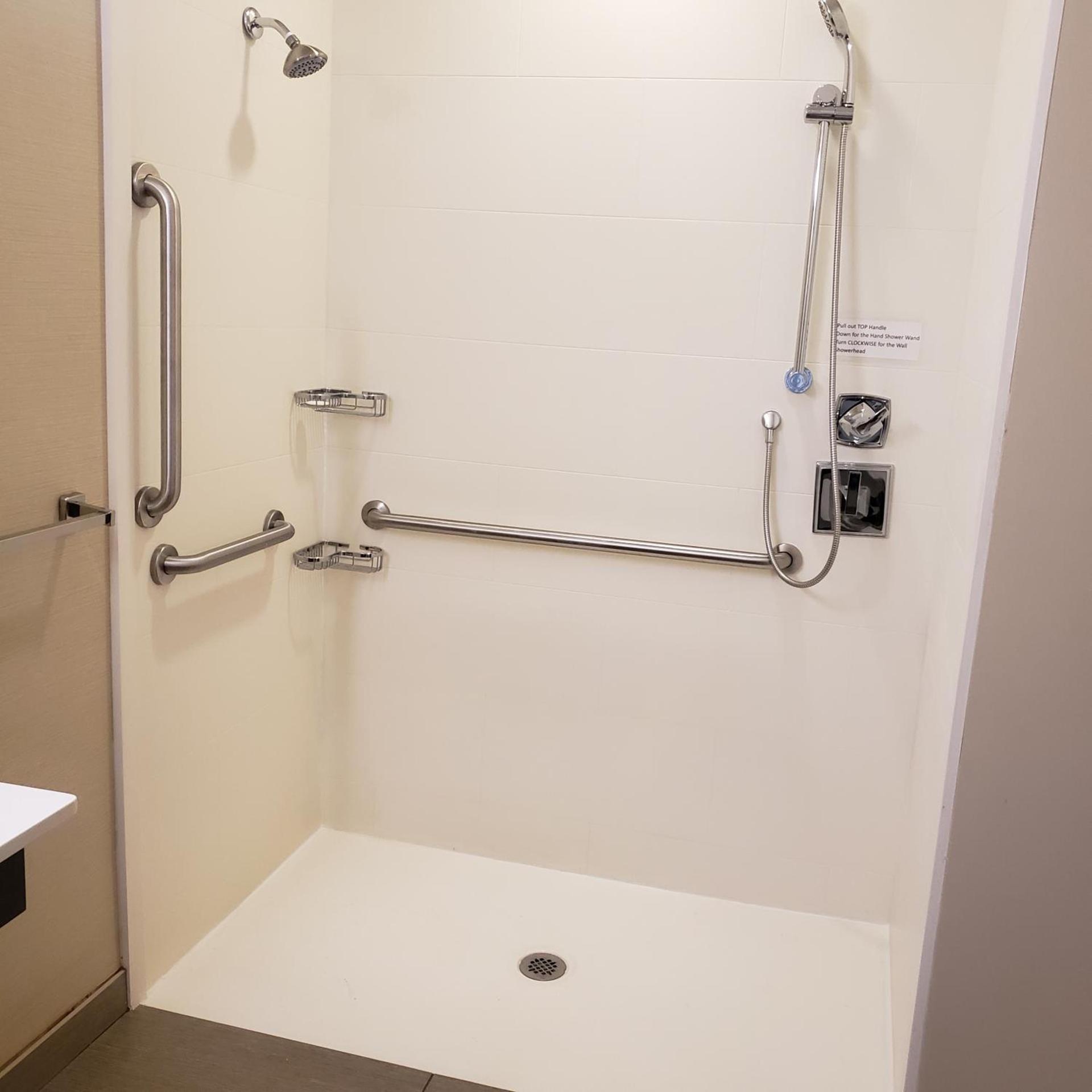 Comfort Suites-Youngstown North photo 58