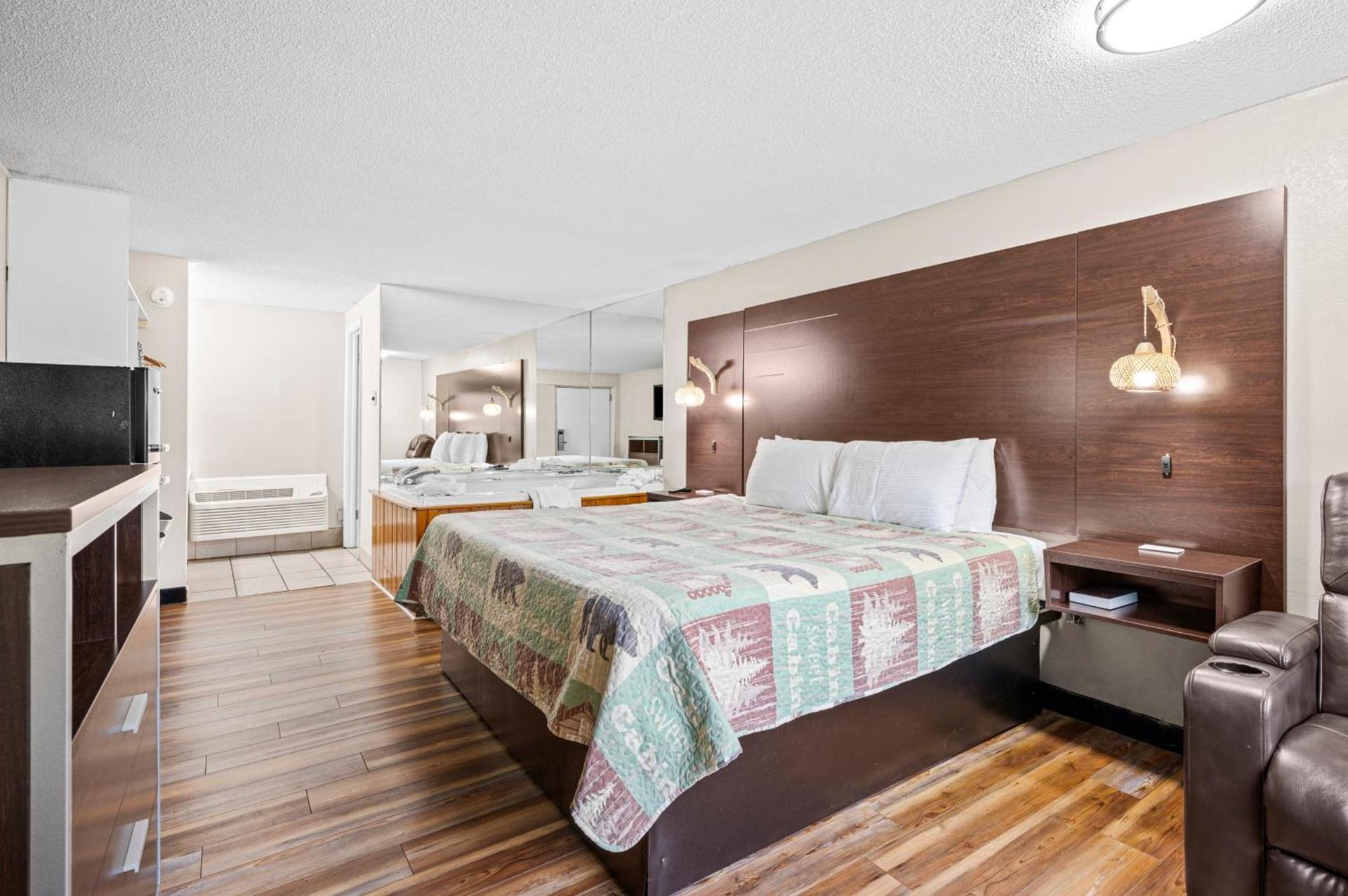 Country Town N' Suites photo 68